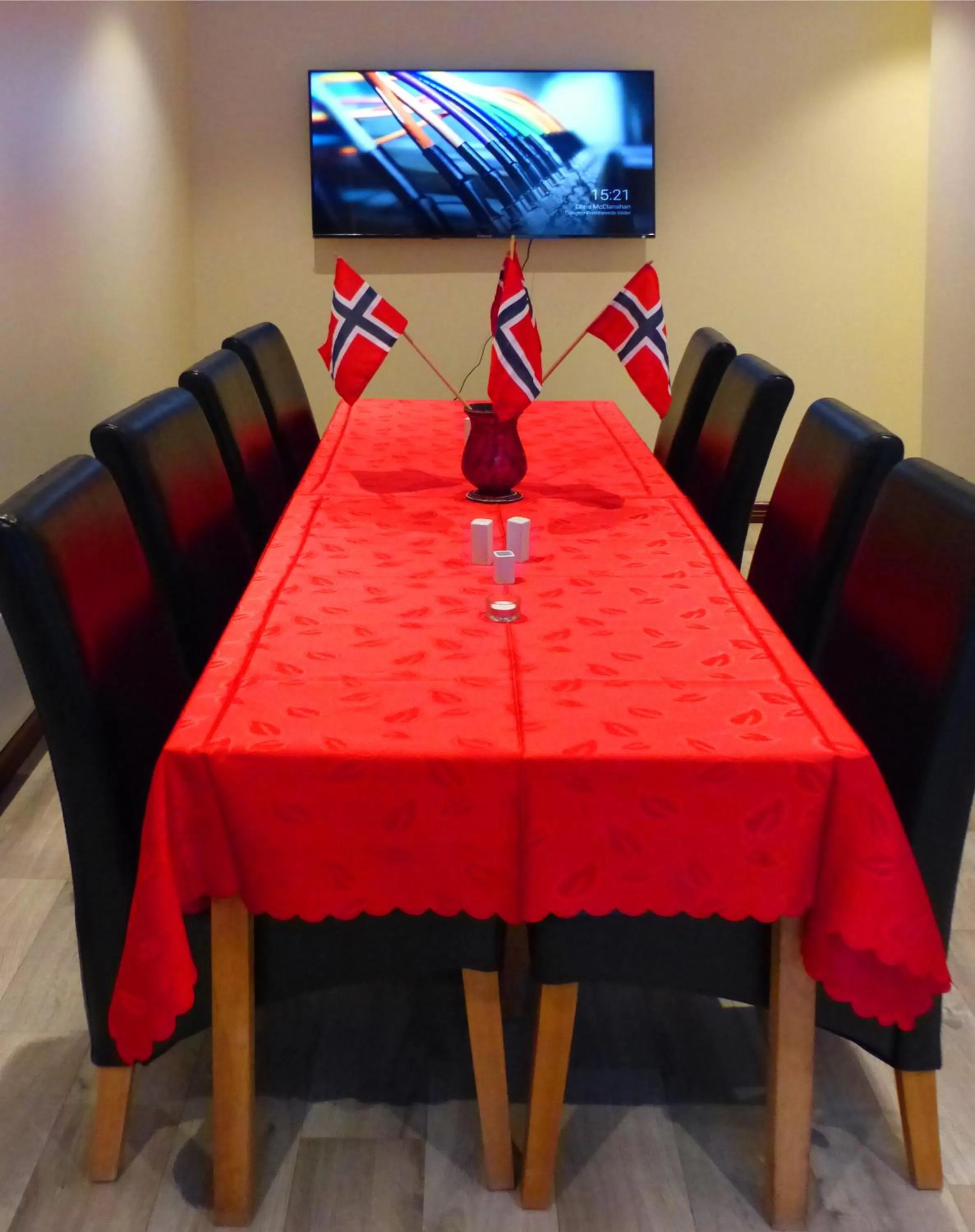 TV and multimedia in Sentrum Hotel