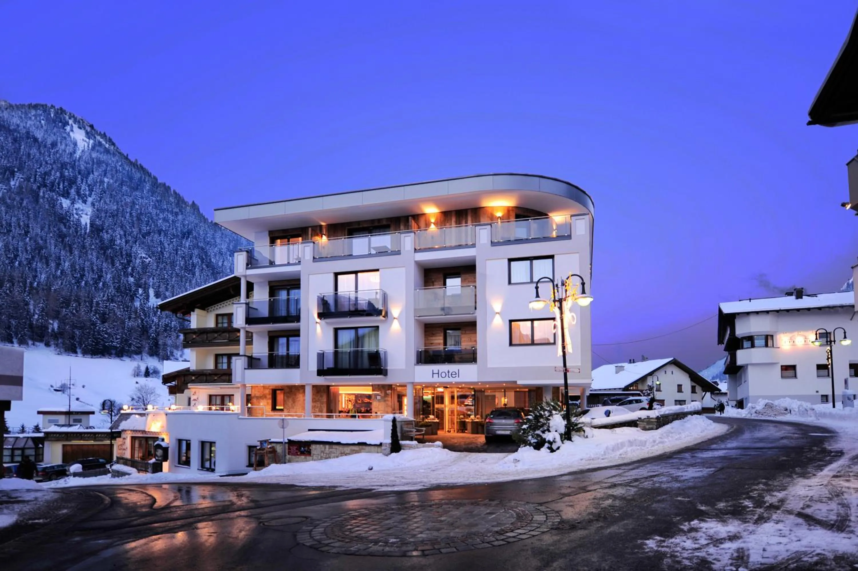 Property building in Hotel Arnika