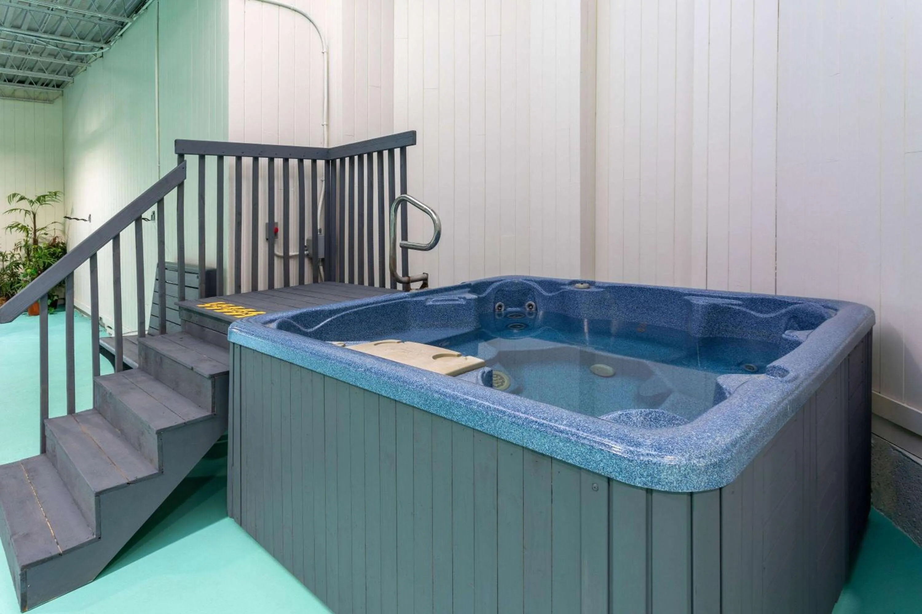 Hot Tub in Travelodge by Wyndham Amherst