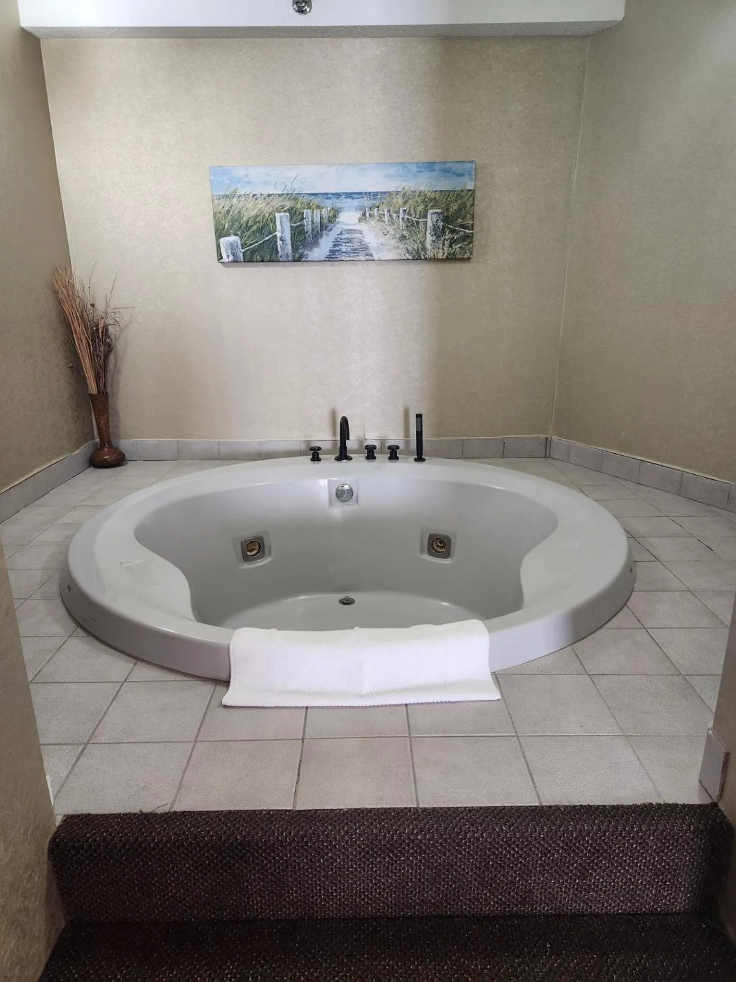 Hot Tub in Travelodge by Wyndham Amherst