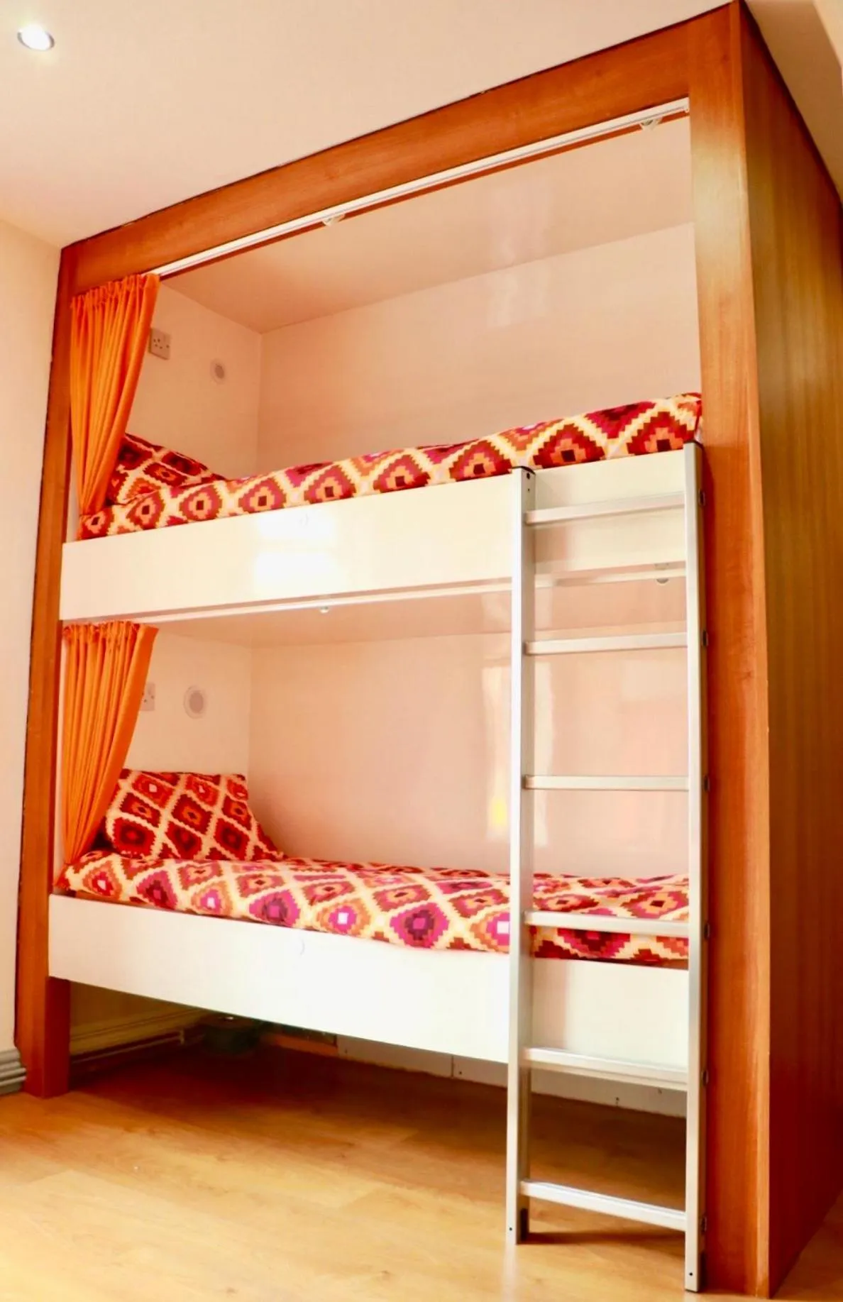 Decorative detail, Bed in The Liverpool Pod Travel Hostel