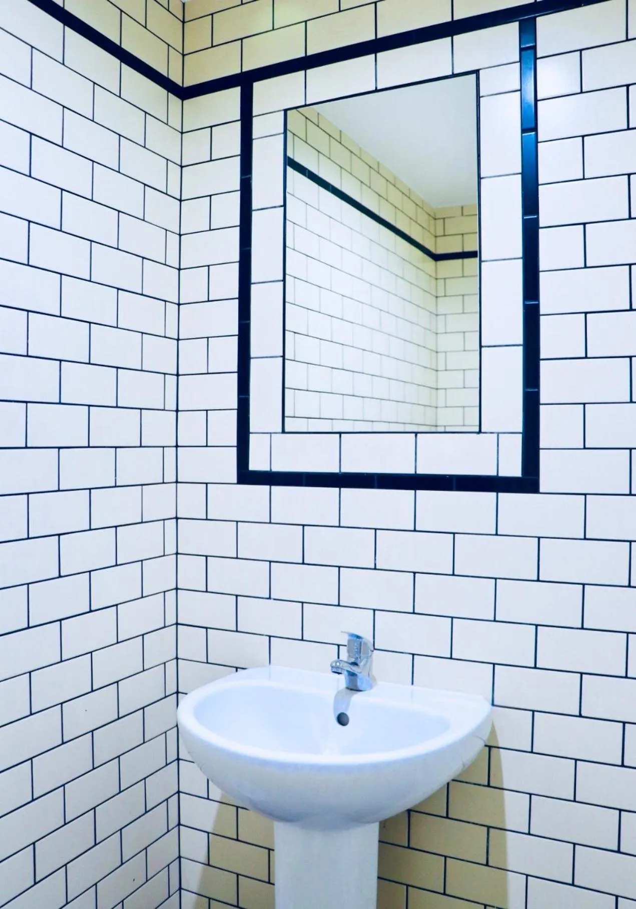 Bathroom in The Liverpool Pod Travel Hostel