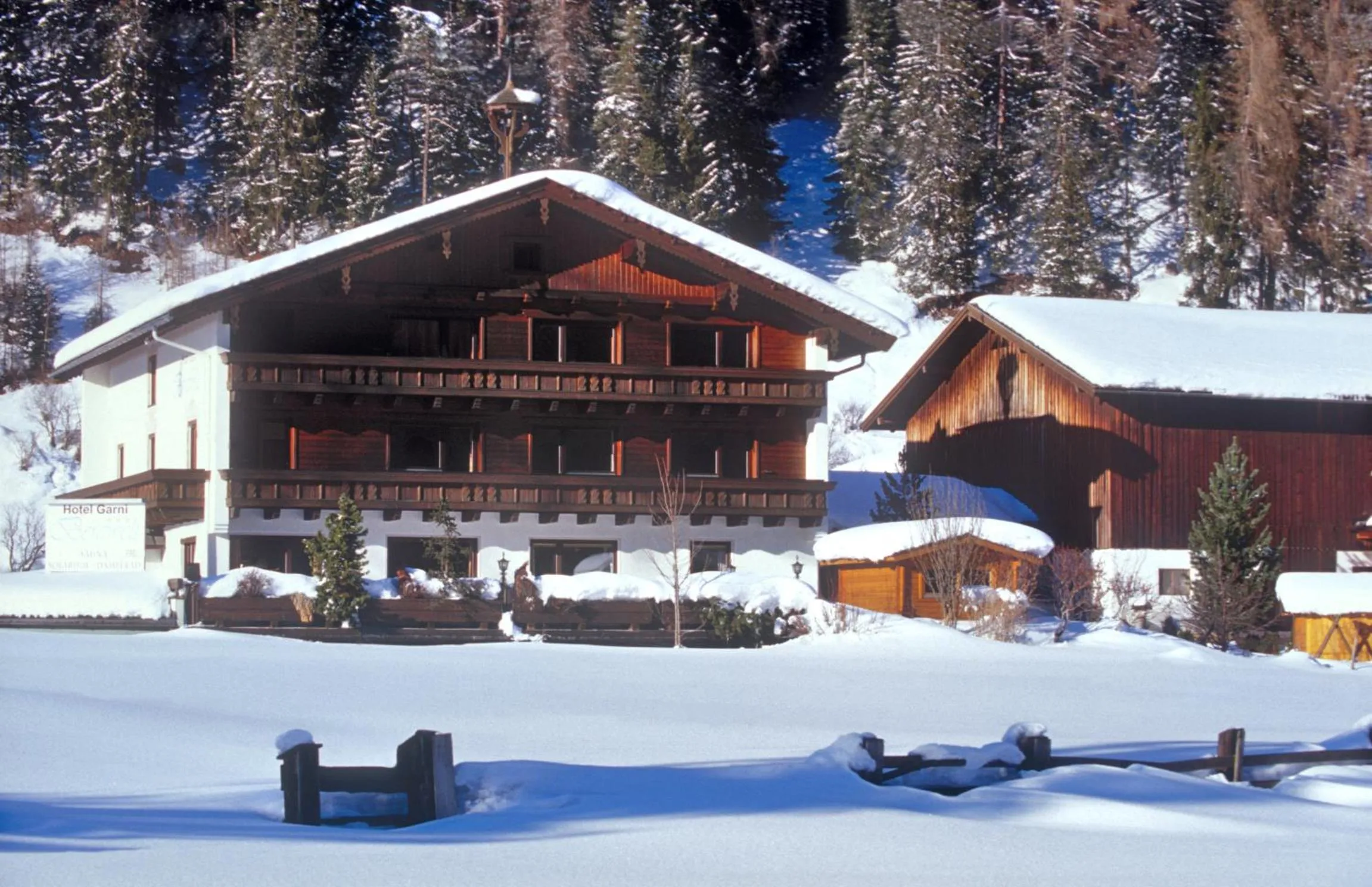 Property building in Hotel Garni Bergwelt