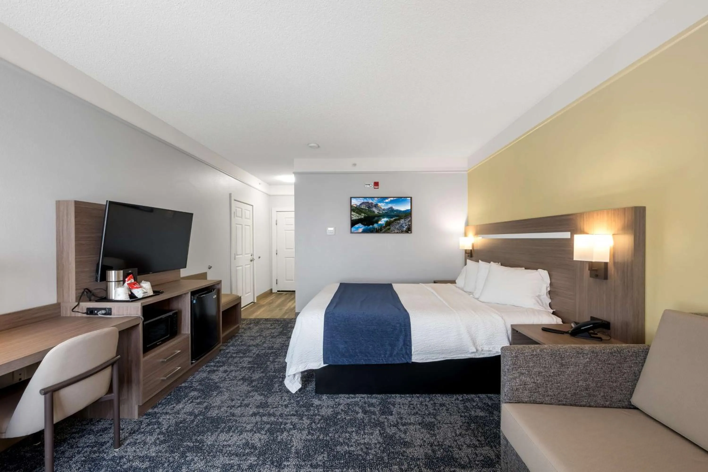 Bed in SureStay Plus Hotel by Best Western Billings