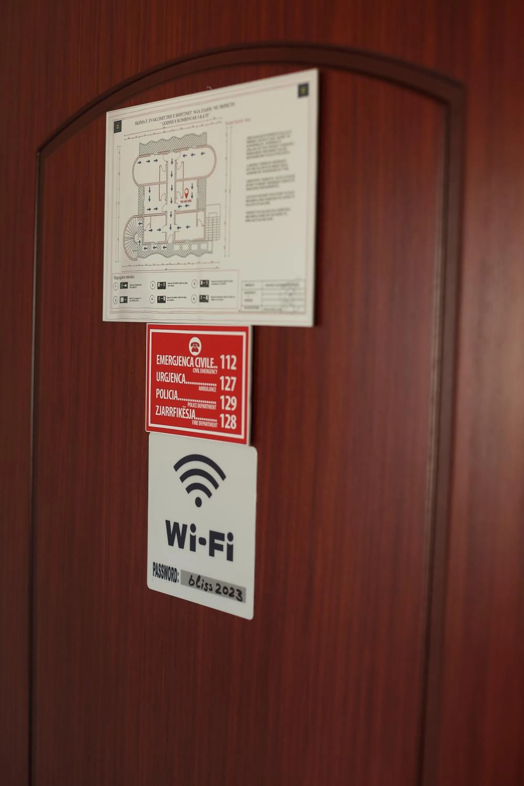 Text overlay in BLISS Hotel