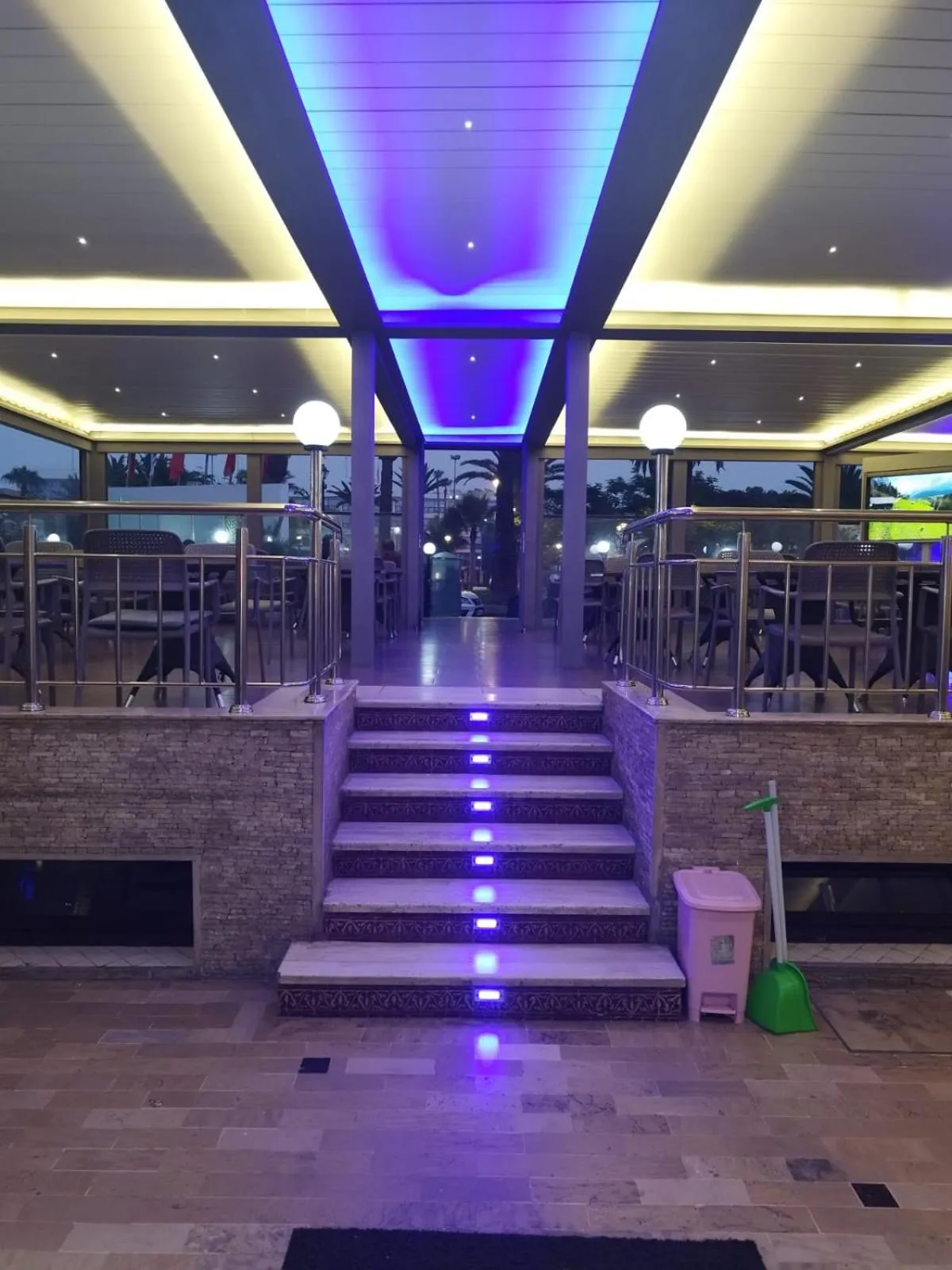 Restaurant/places to eat in Suite Hotel Tilila