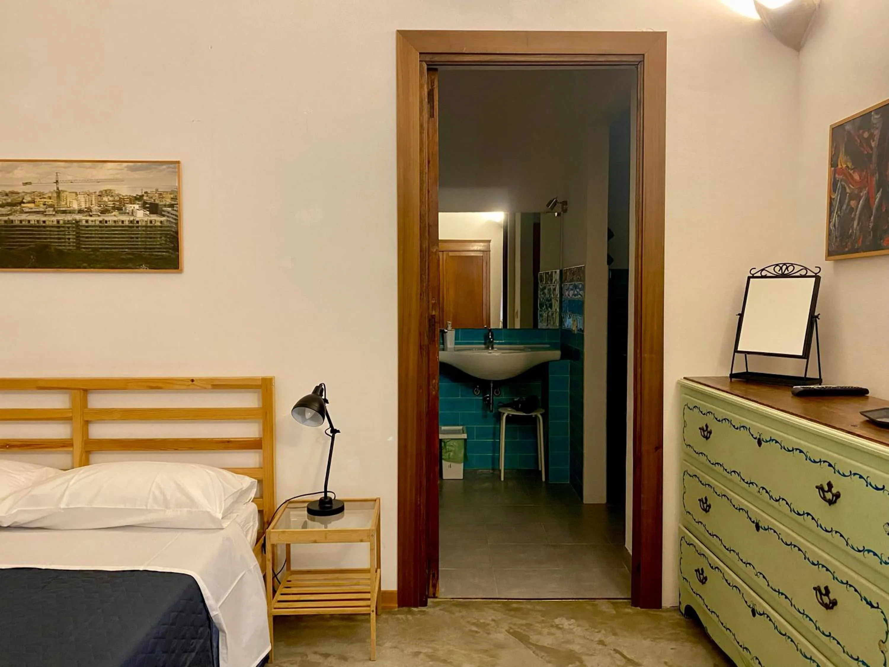 Bed in Stagnone Area Zero