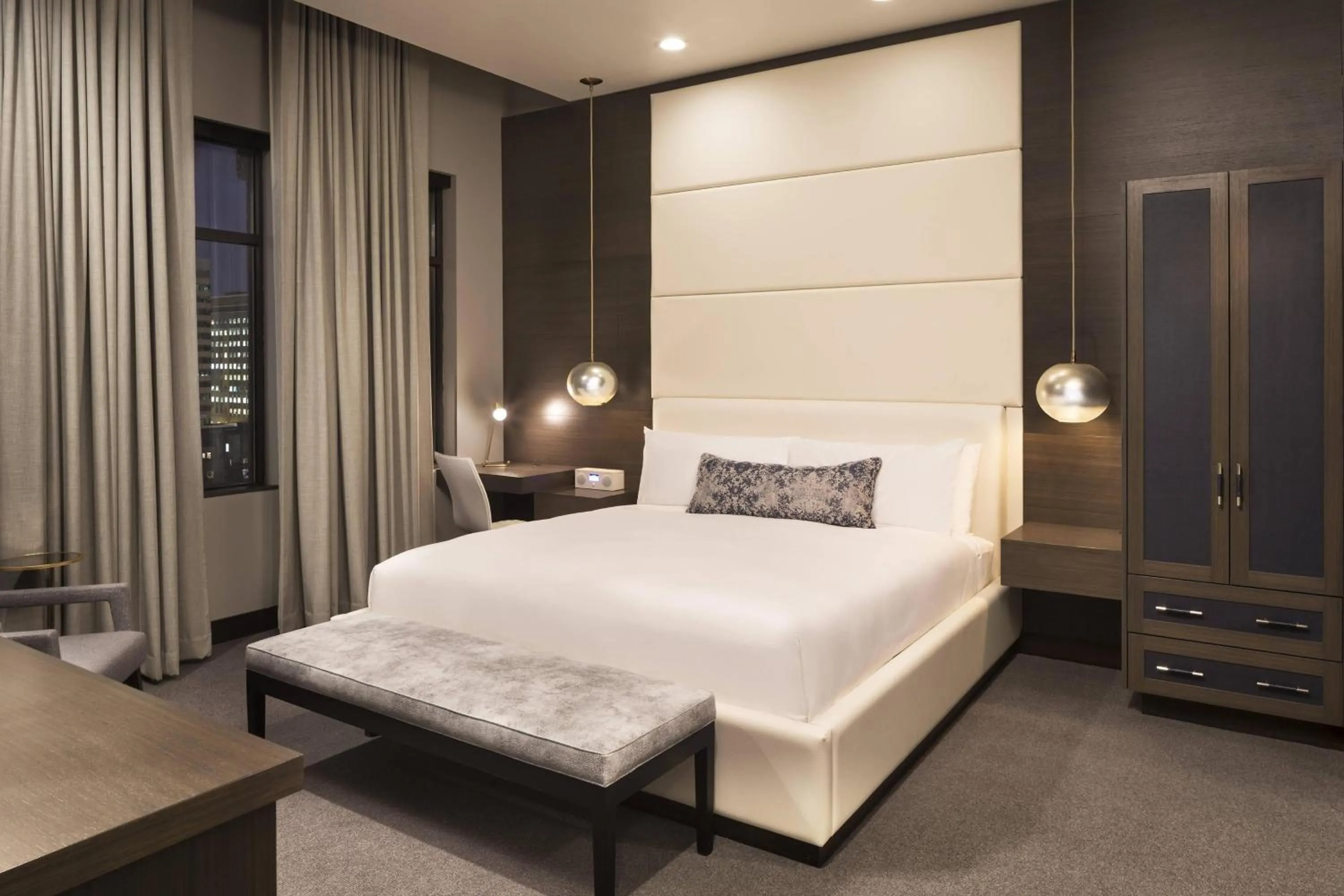 Photo of the whole room, Bed in Hotel Ivy, a Luxury Collection Hotel, Minneapolis