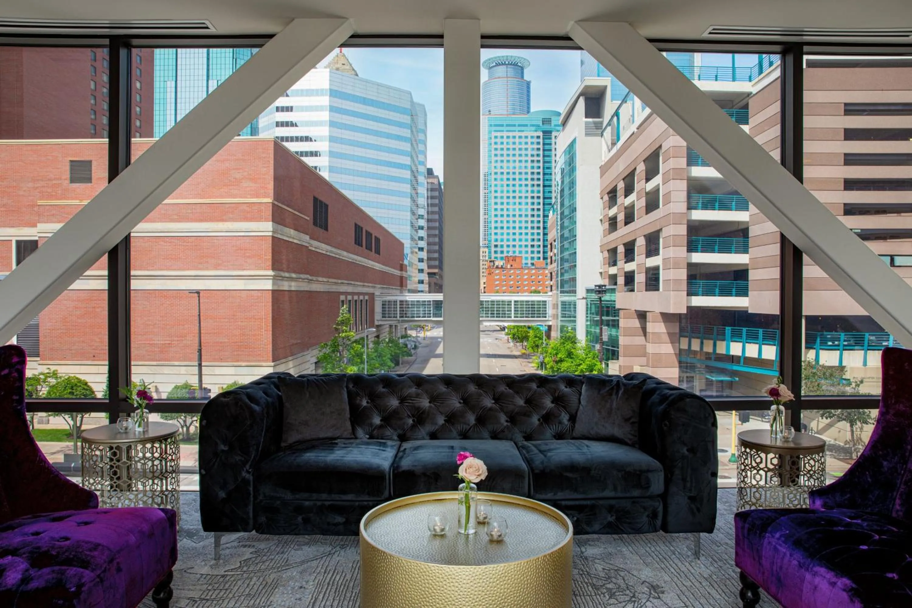 Lounge or bar in Hotel Ivy, a Luxury Collection Hotel, Minneapolis
