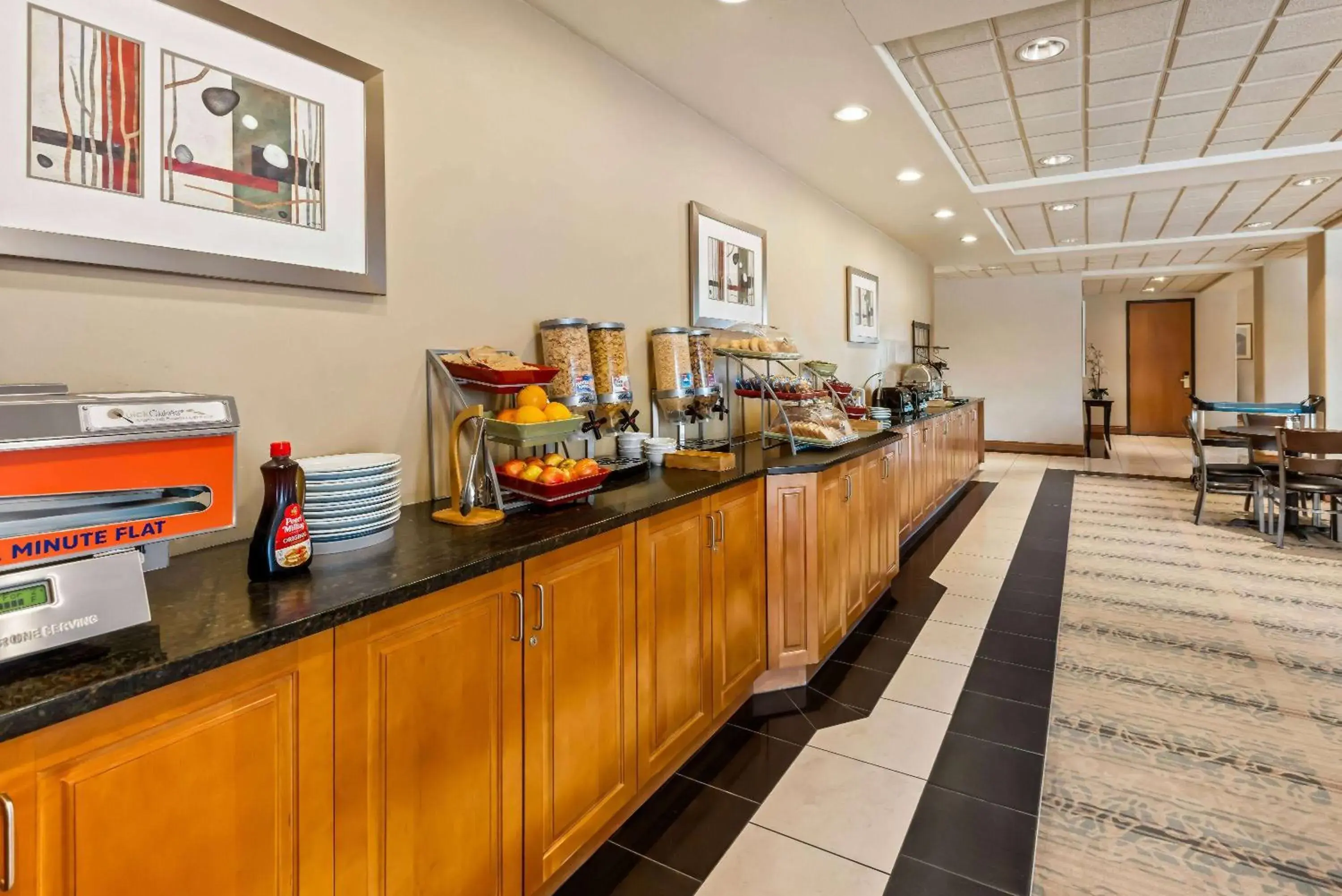 Breakfast in Wingate by Wyndham Calgary South Breakfast in Wingate by Wyndham Calgary South