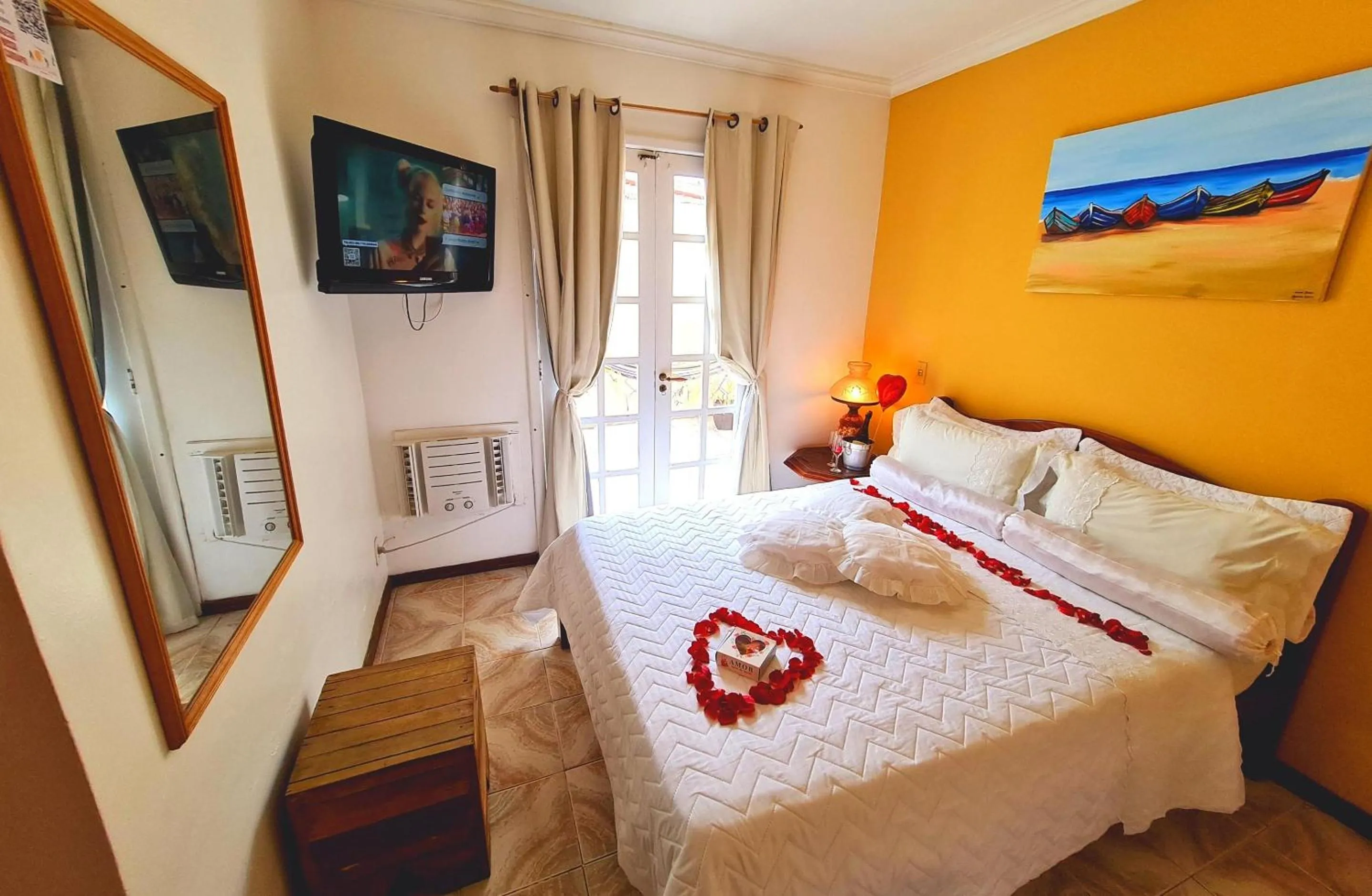 Photo of the whole room, Bed in Pousada Solar de Geribá