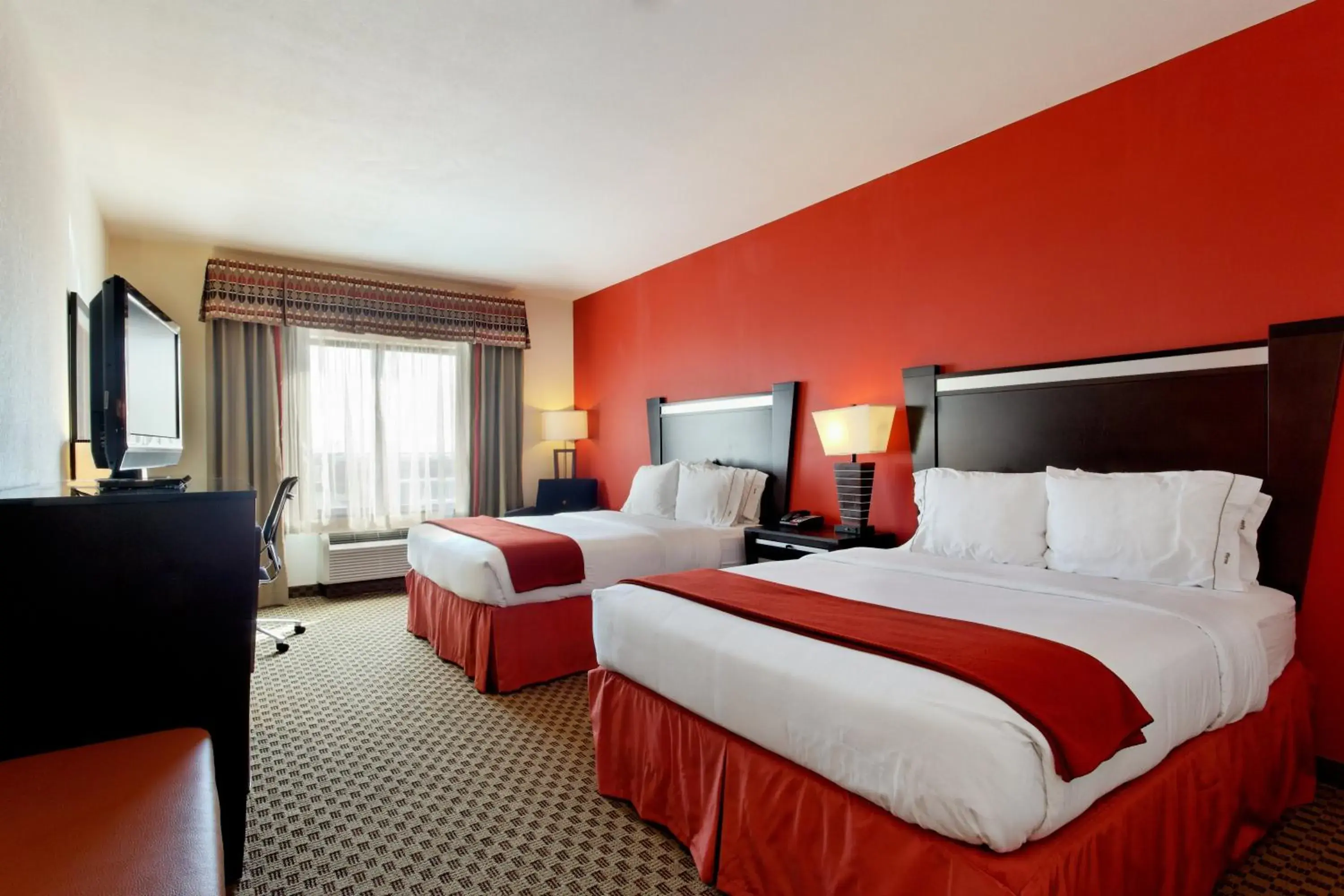 Standard Room with Two Queen Beds in Holiday Inn Express Hotel and Suites - Odessa by IHG Standard Room with Two Queen Beds in Holiday Inn Express Hotel and Suites - Odessa by IHG