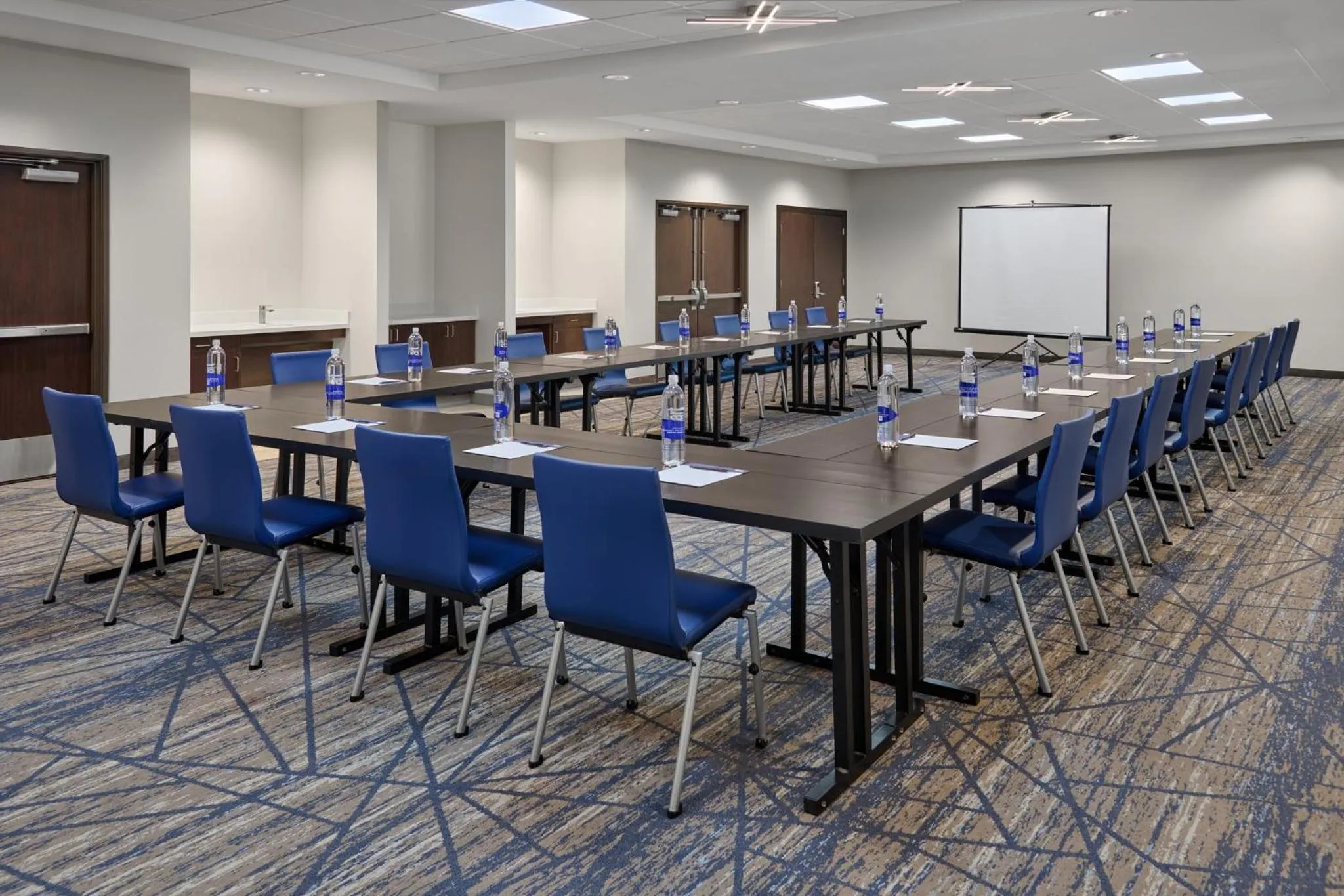 Meeting/conference room in Holiday Inn Express Hotel and Suites - Odessa by IHG