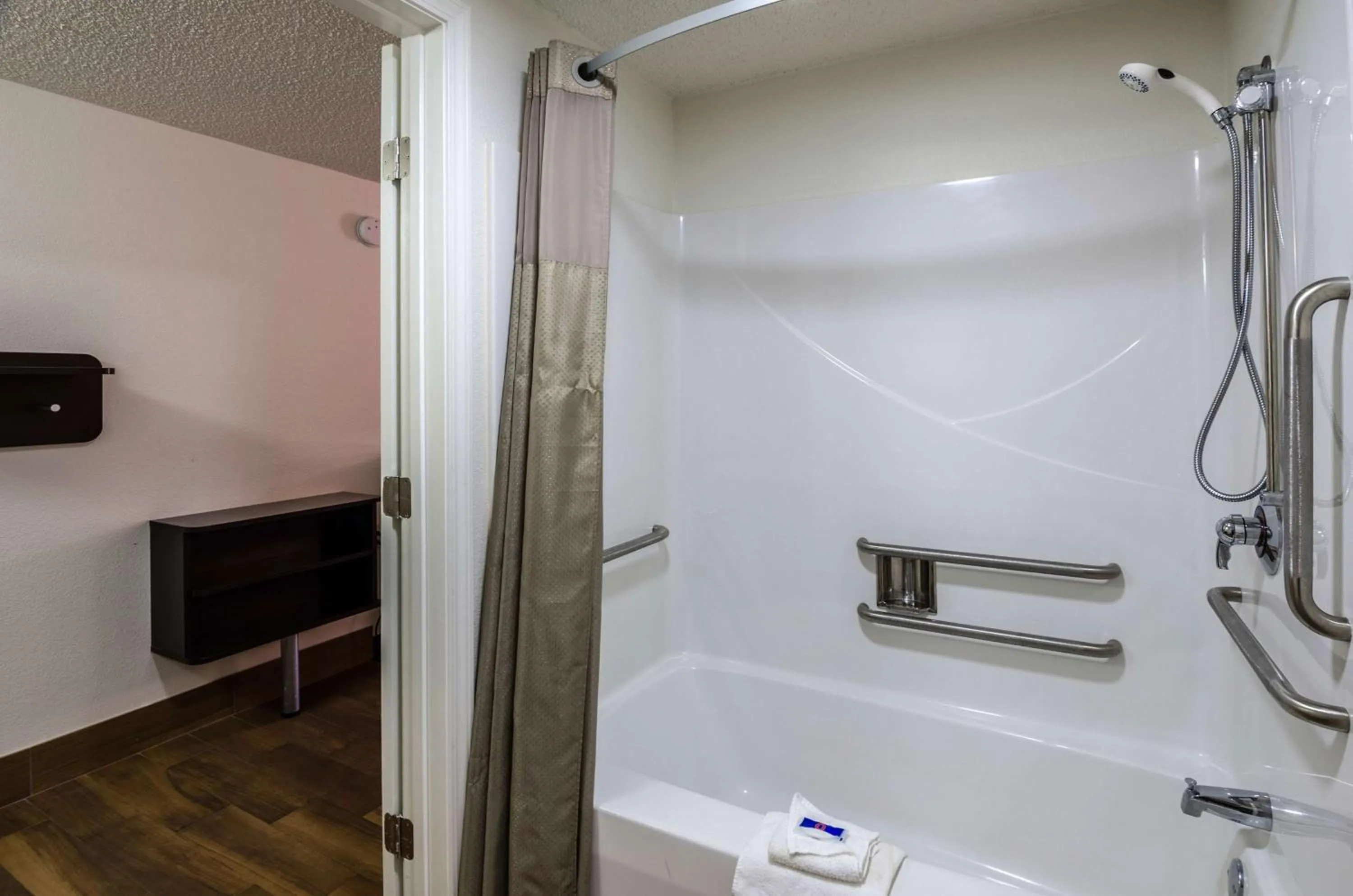 Shower in Motel 6-Troutville, VA