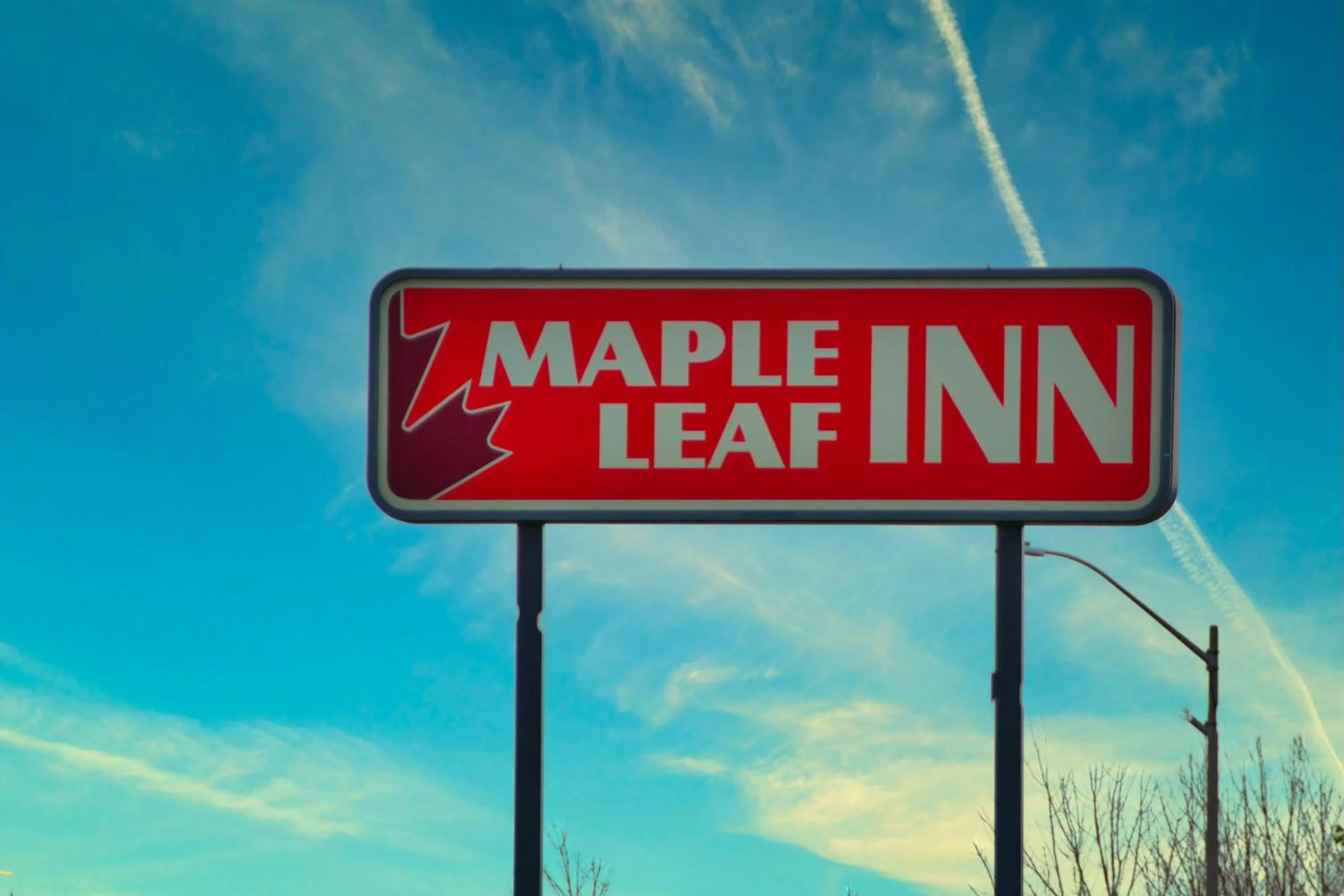 Maple Leaf Inn & Suites