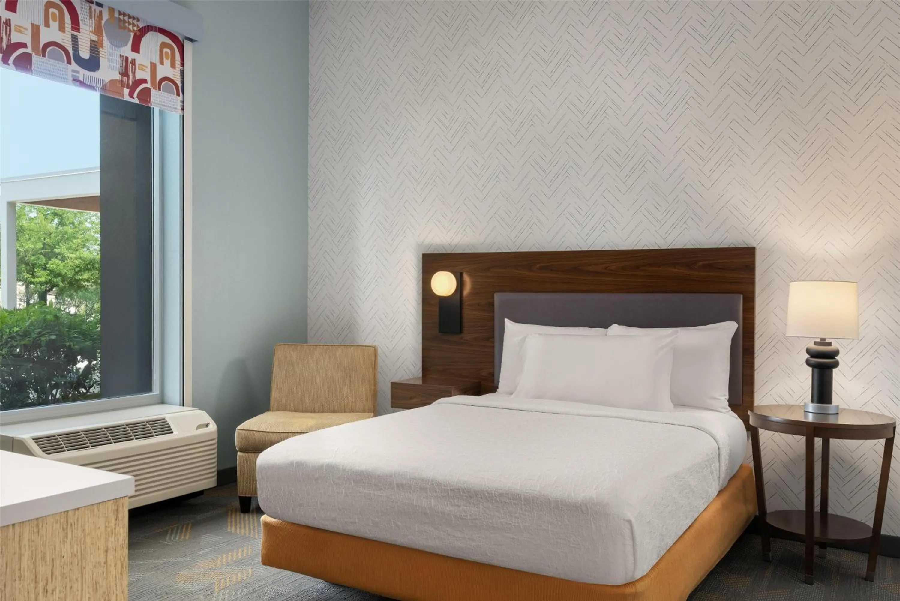 Bed in Home2 Suites by Hilton Lexington Park Patuxent River NAS, MD