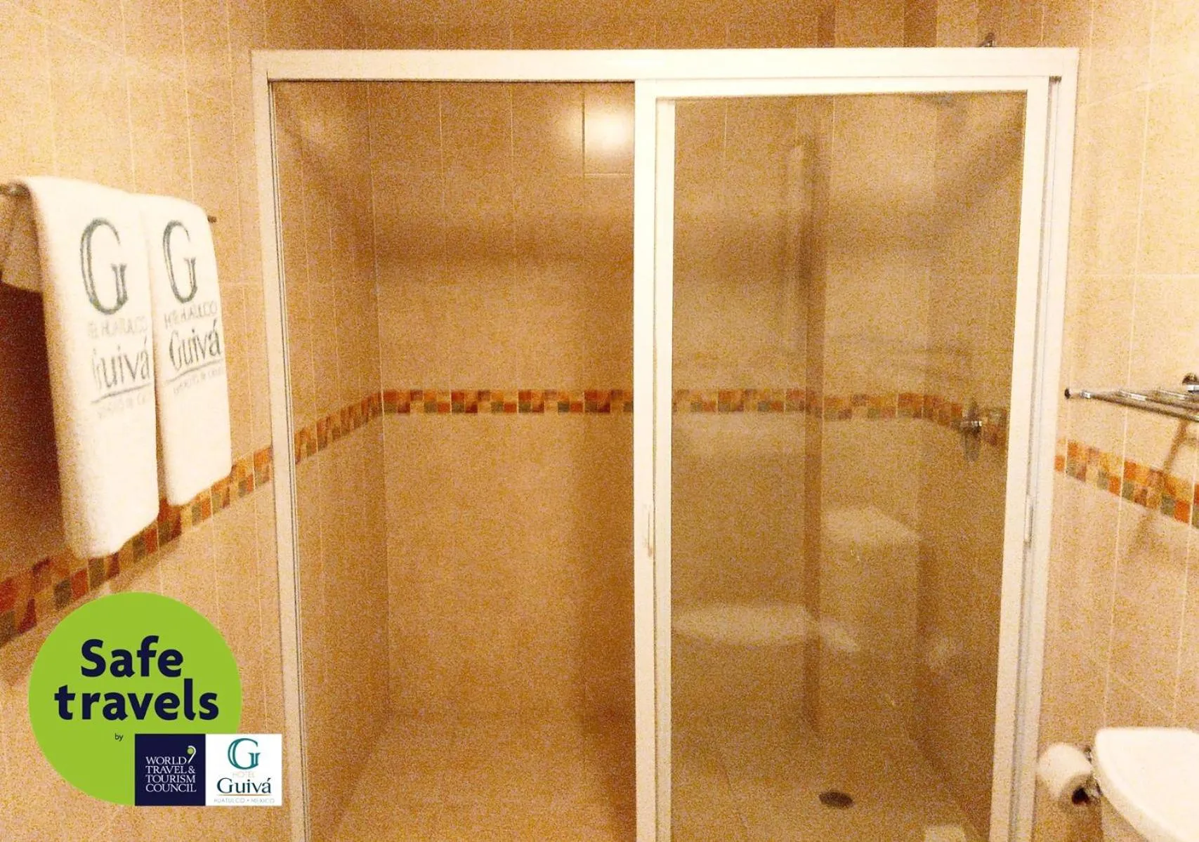 Bathroom in Hotel Guivá Huatulco