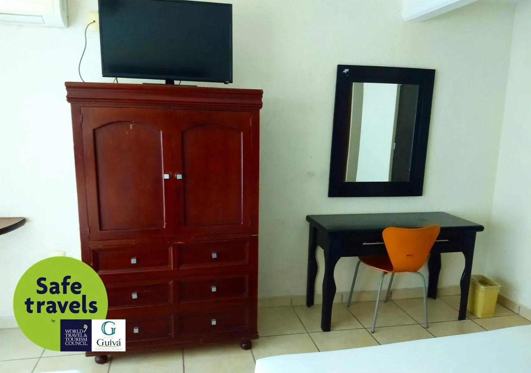 TV and multimedia in Hotel Guivá Huatulco