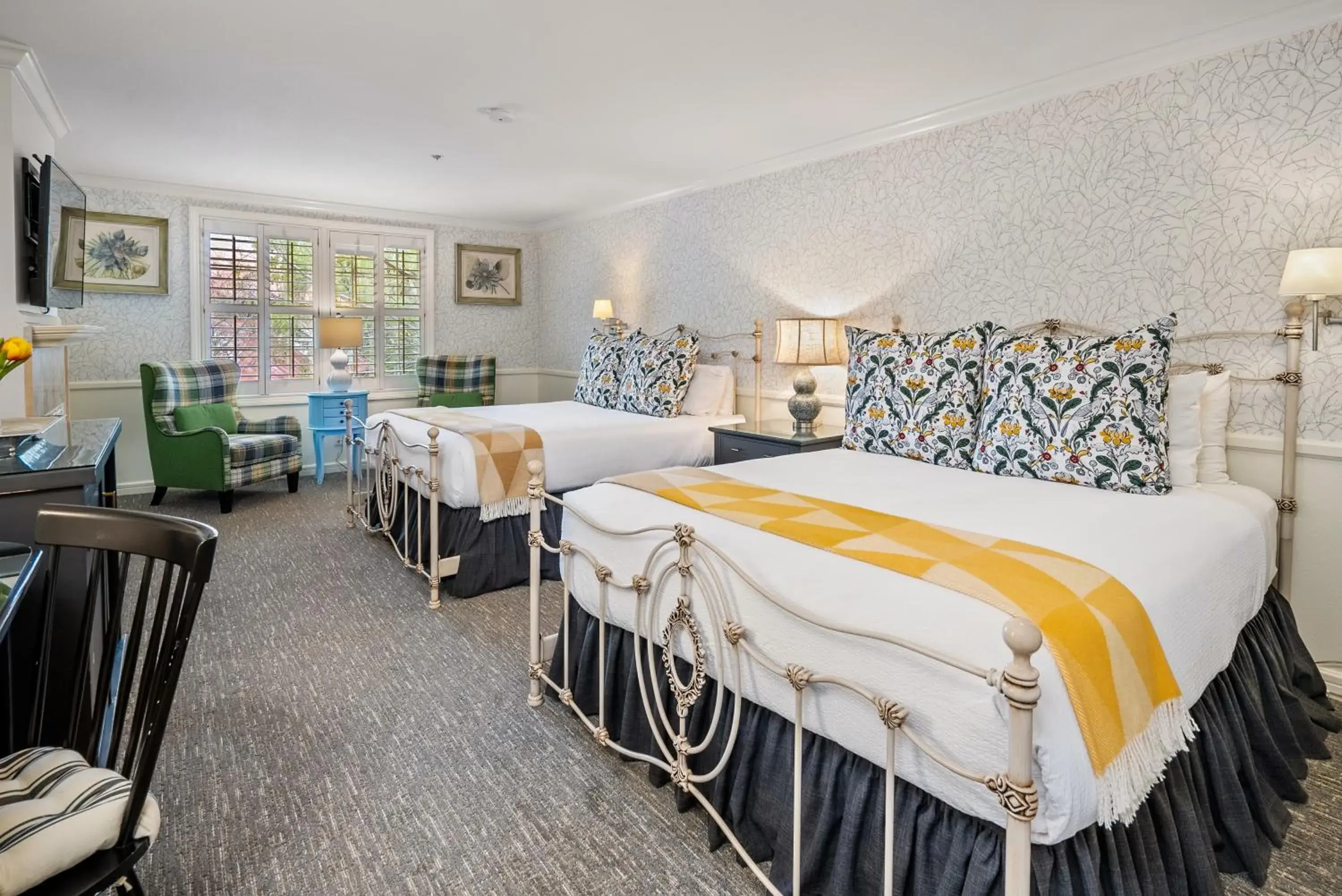 Deluxe Queen Room with Two Queen Beds - Main Inn in Apple Farm Inn Deluxe Queen Room with Two Queen Beds - Main Inn in Apple Farm Inn