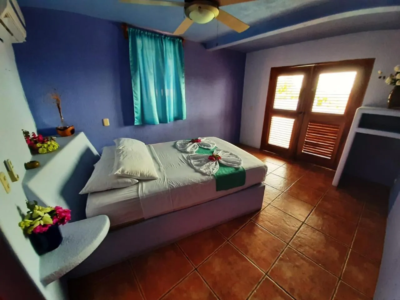 Photo of the whole room, Bed in El Jardin