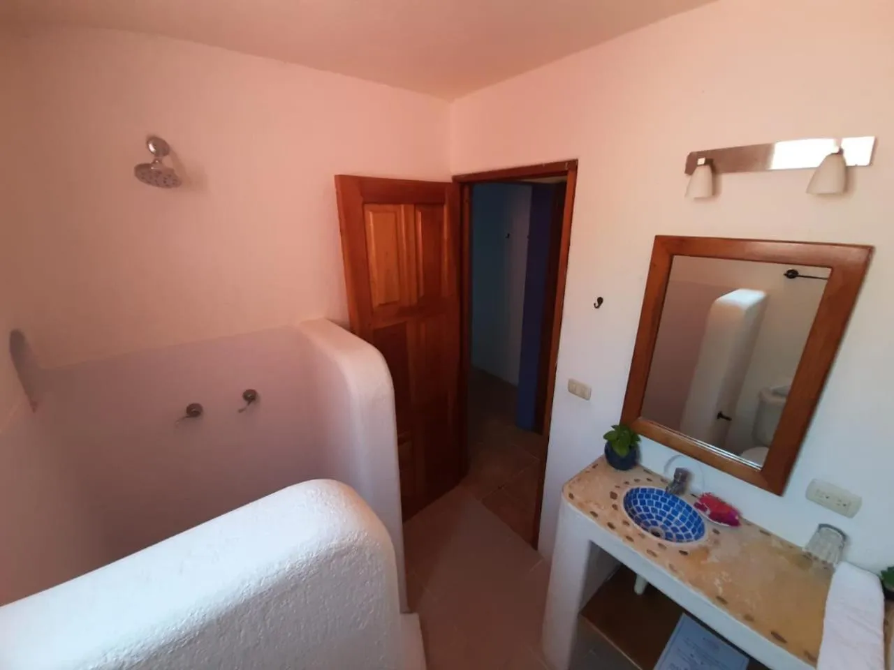 Bathroom in El Jardin