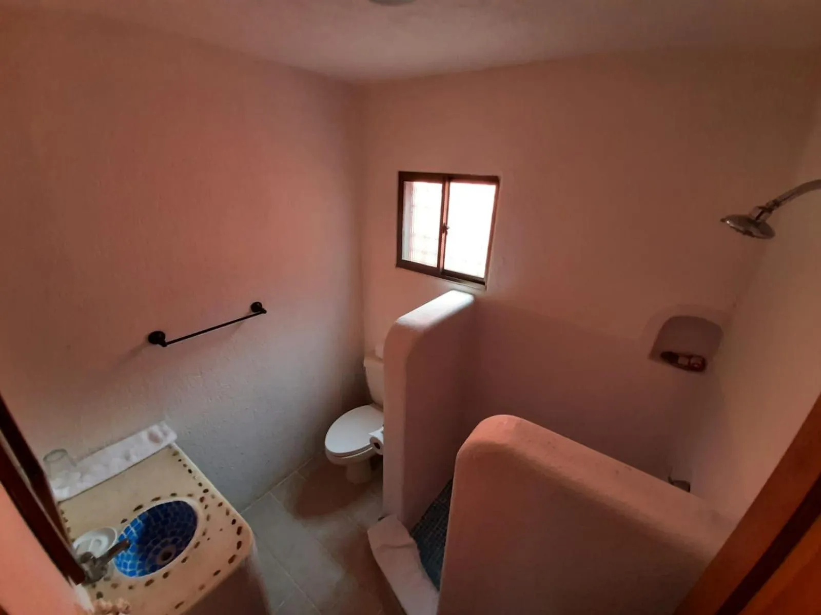 Toilet in El Jardin