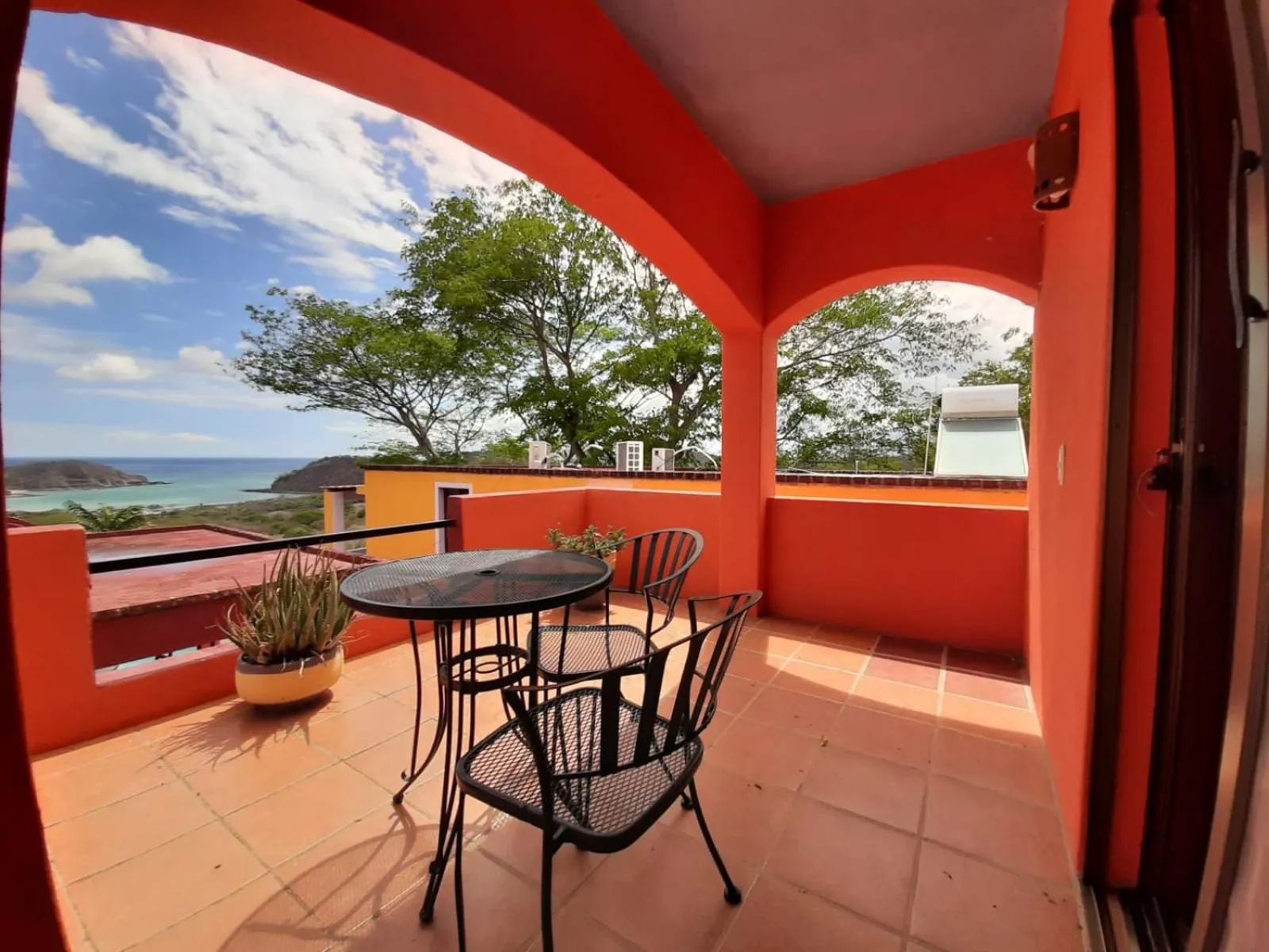 Balcony/Terrace in El Jardin