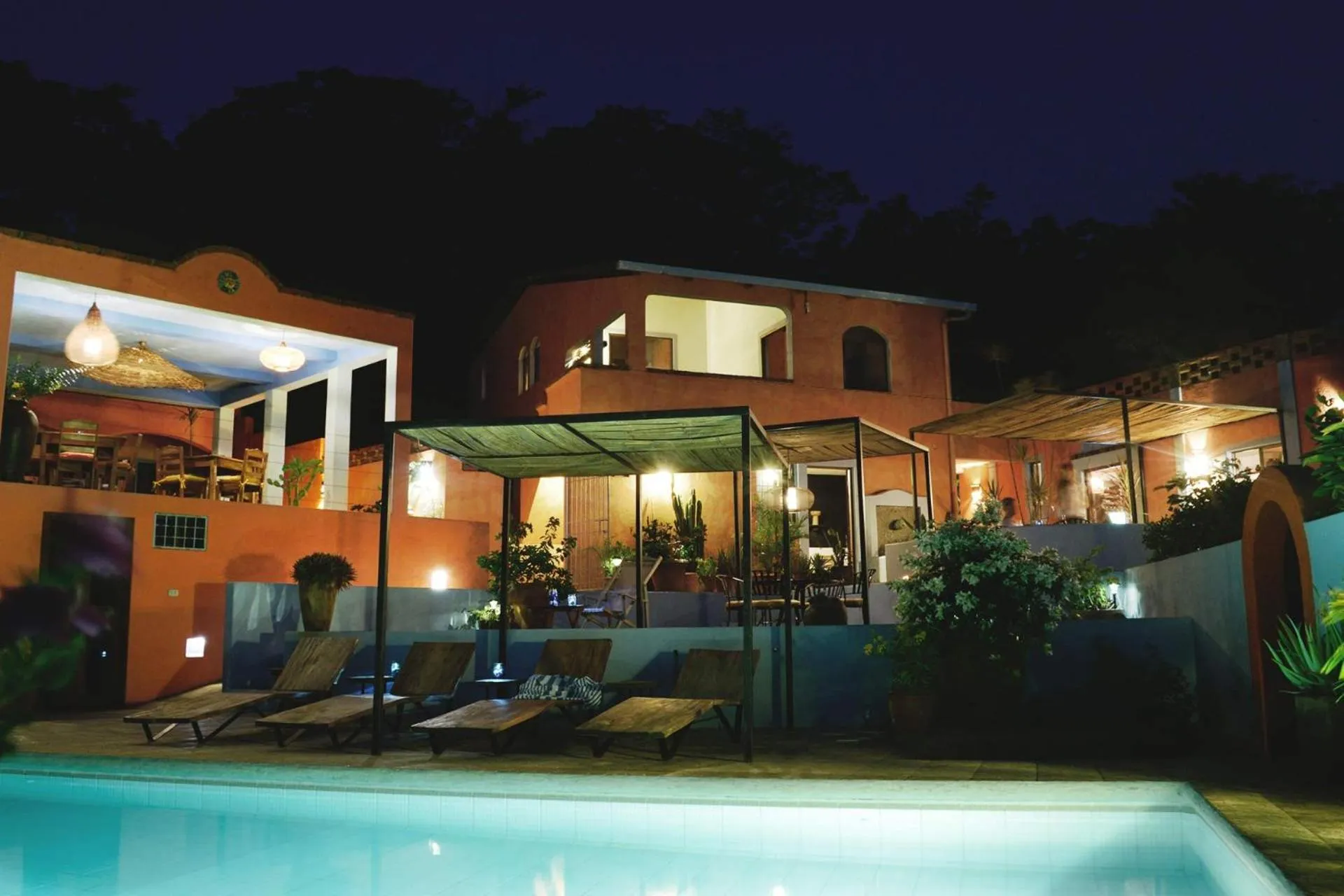 Property building in El Jardin