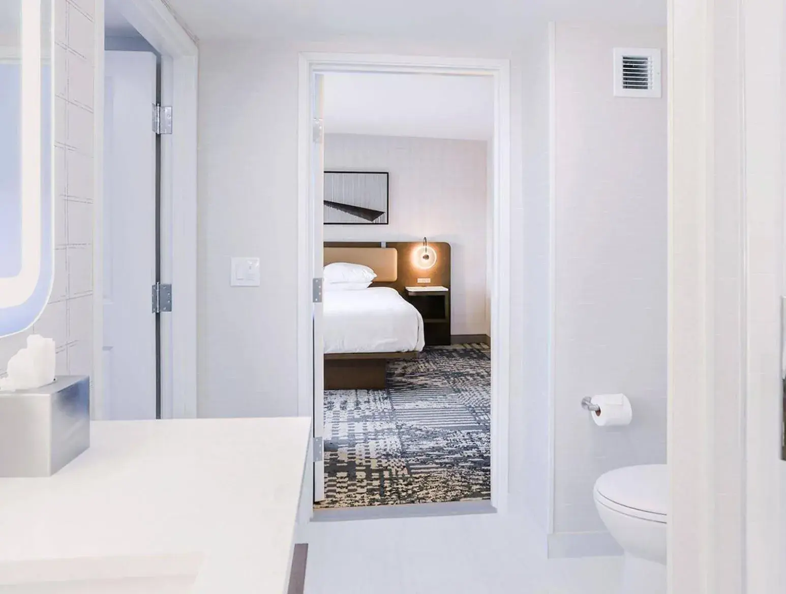 Bedroom, Bed in Radisson Hotel Santa Maria Bedroom, Bed in Radisson Hotel Santa Maria