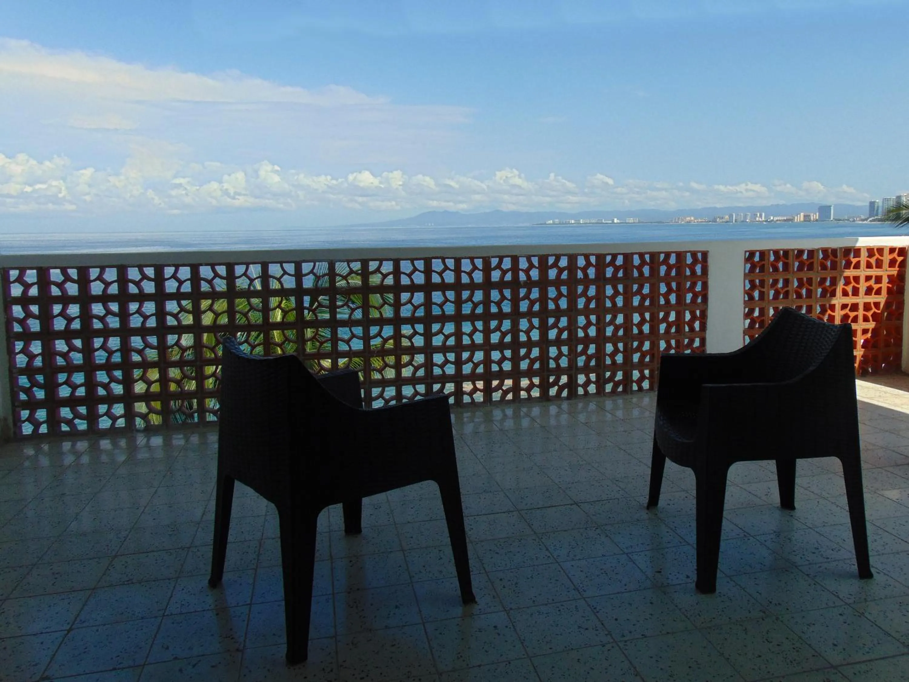 Property building in Hotel Rosita