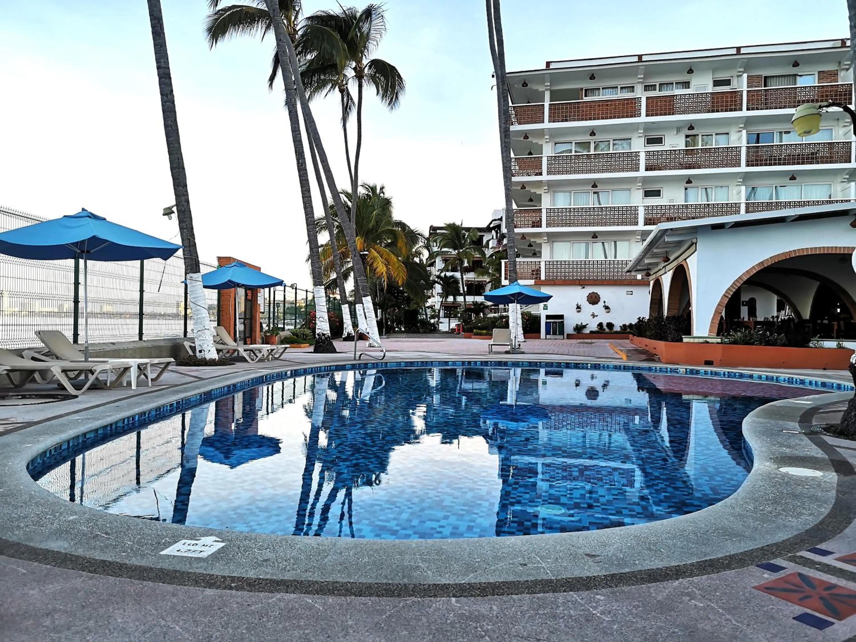 Swimming pool in Hotel Rosita