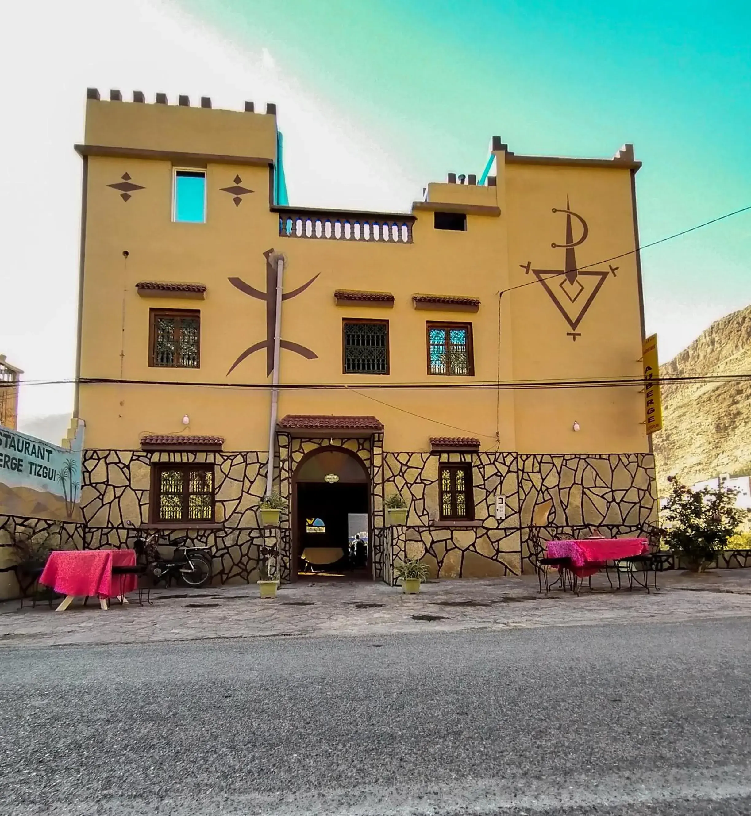 auberge restaurant tizgui auberge restaurant tizgui