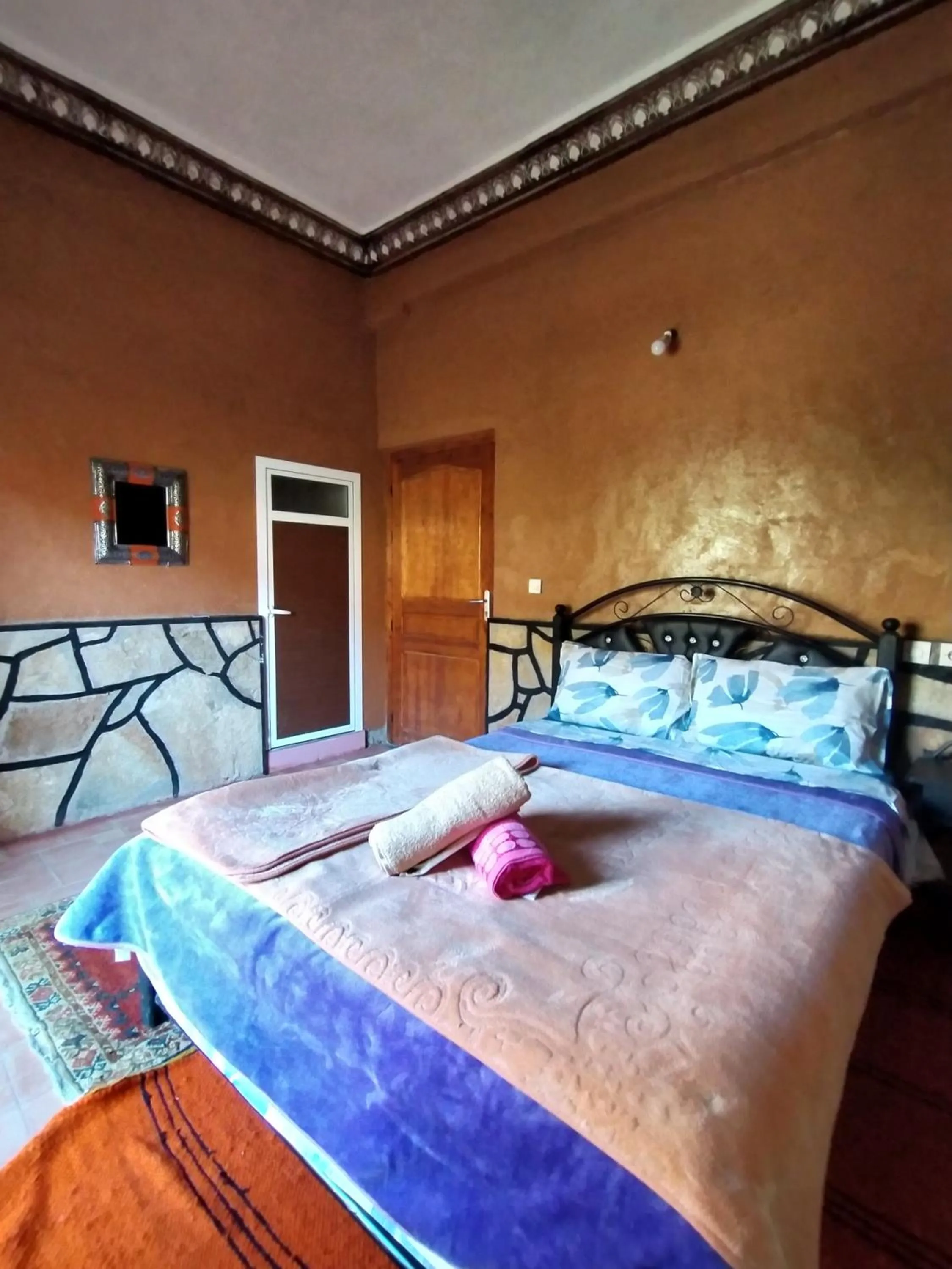 Bed in auberge restaurant tizgui