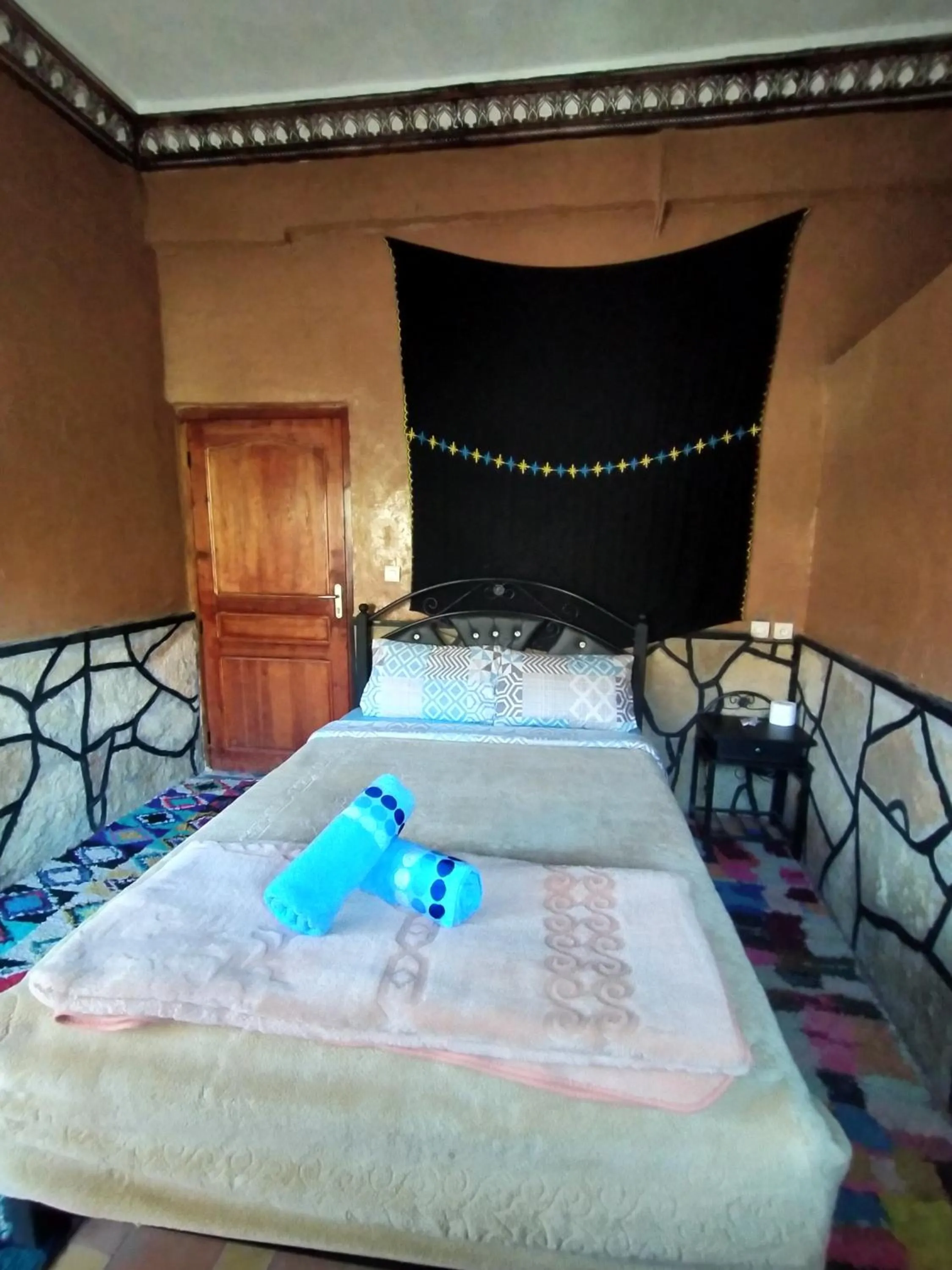 Bed in auberge restaurant tizgui