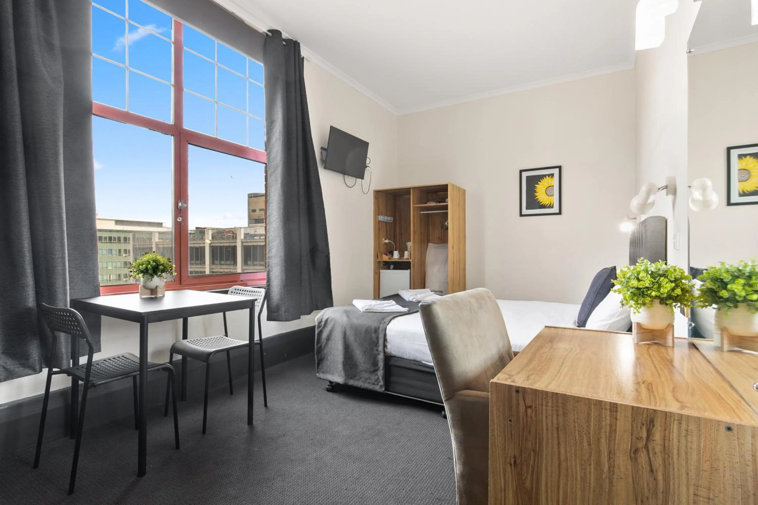 Seating area in Adelaide Paringa