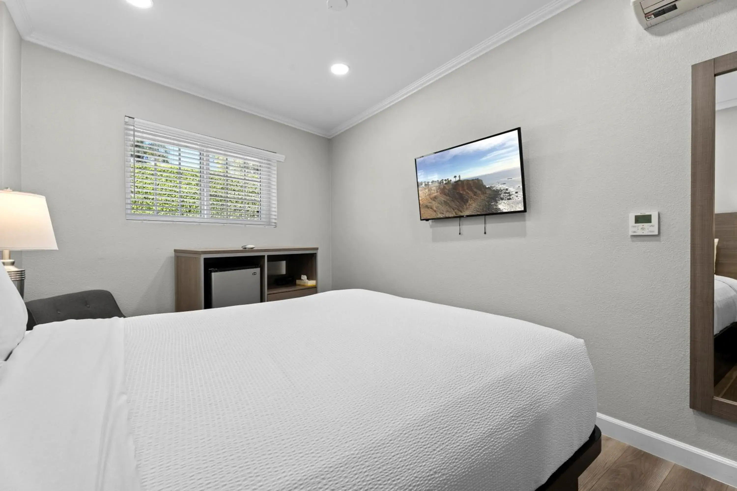 Bedroom, Bed in Ocean Park Inn Bedroom, Bed in Ocean Park Inn