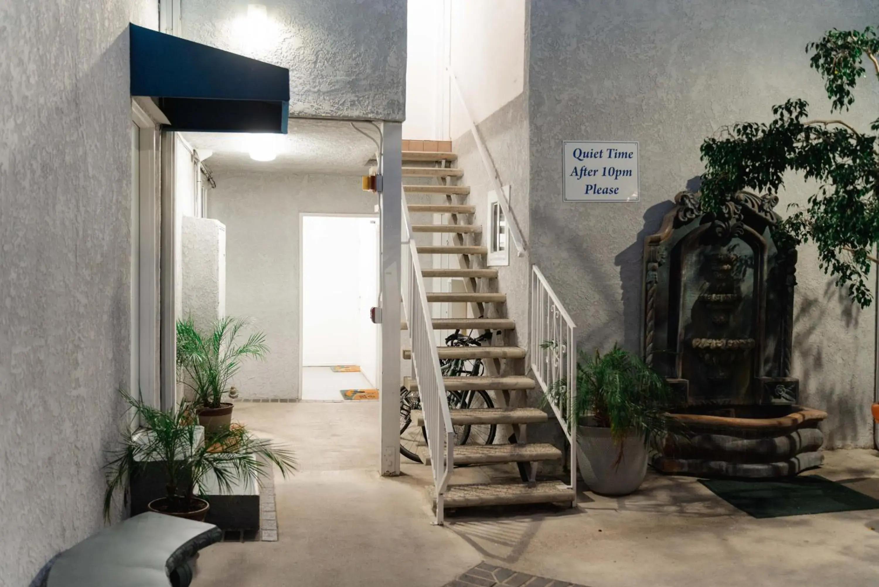 Night in Ocean Park Inn Night in Ocean Park Inn