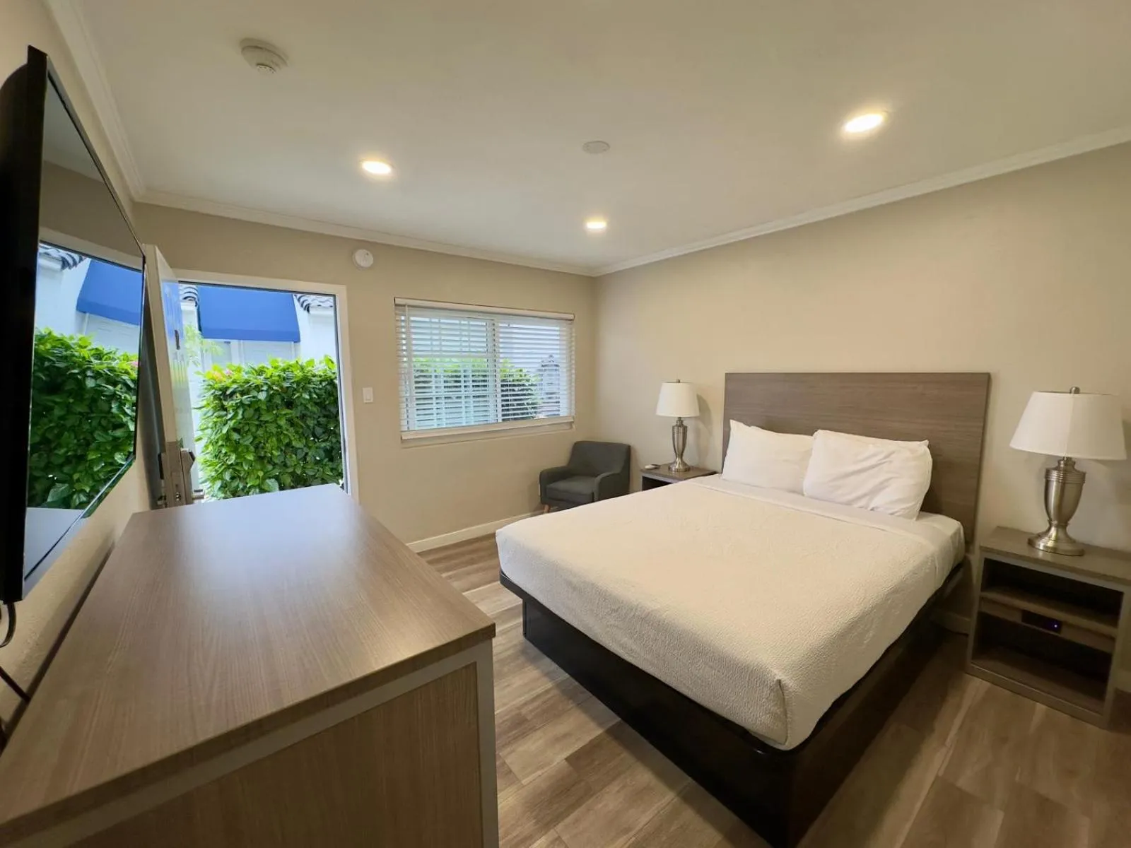 Bedroom, Bed in Ocean Park Inn