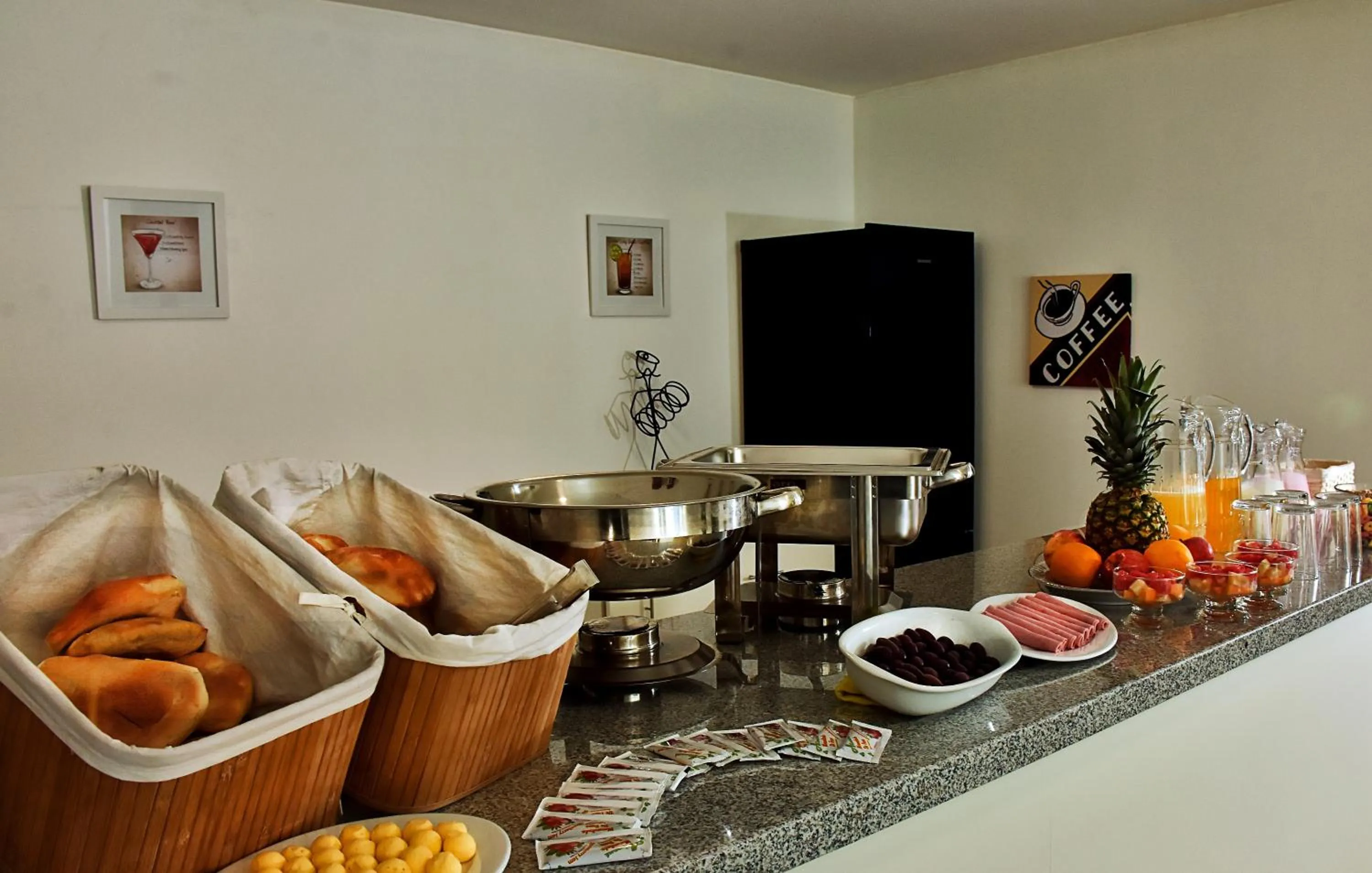 Buffet breakfast in Hoteles Riviera Ejecutivo