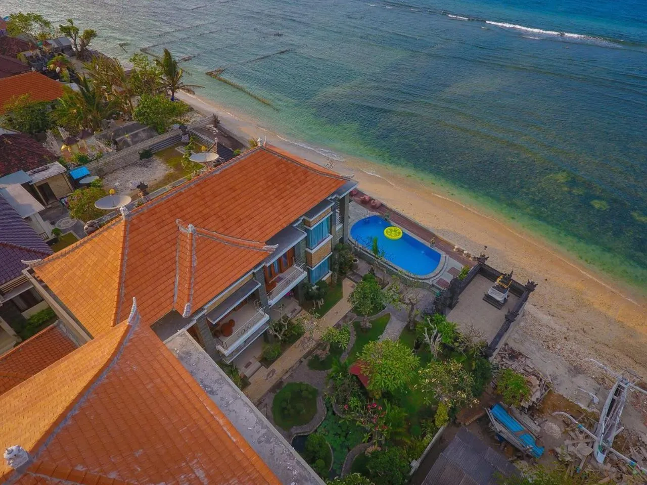 Green Beach Inn