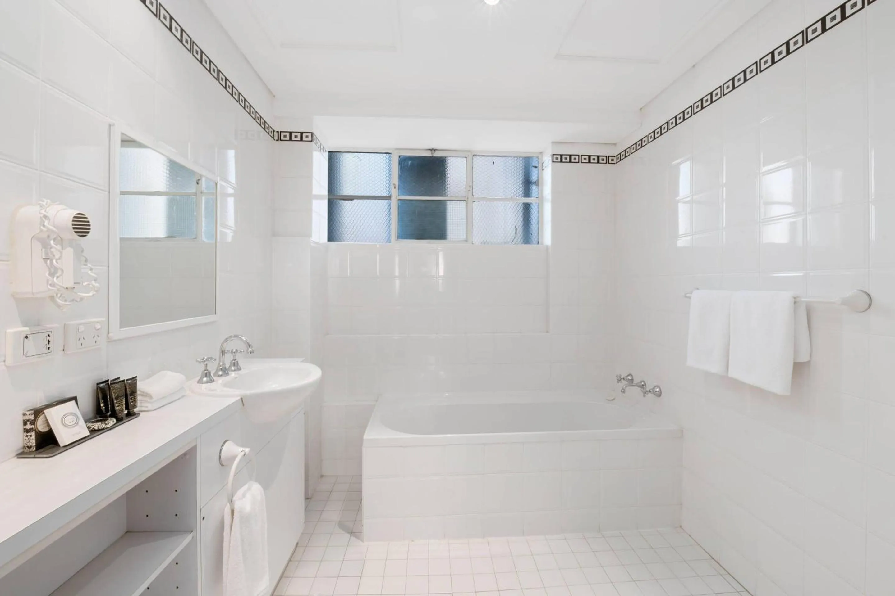 Bedroom in Castlereagh Boutique Hotel, an Ascend Collection Hotel