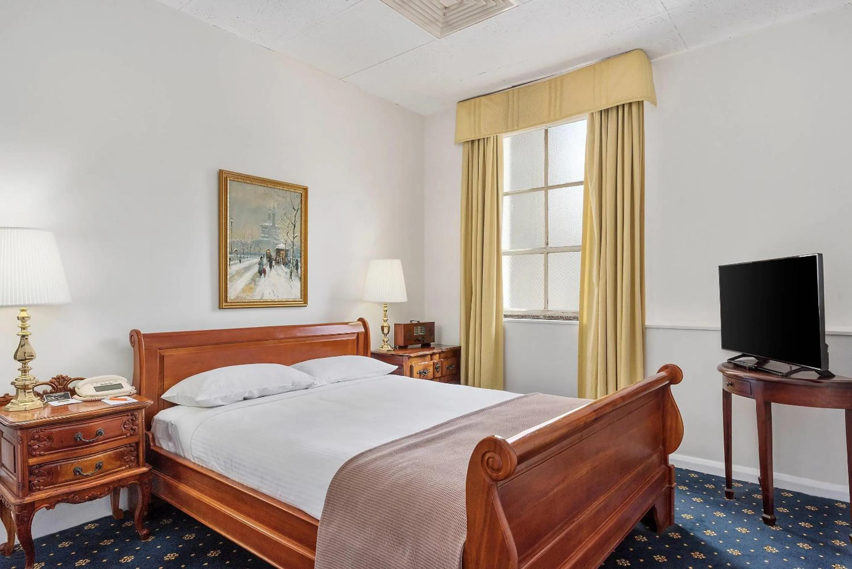 Bedroom, Bed in Castlereagh Boutique Hotel, an Ascend Collection Hotel