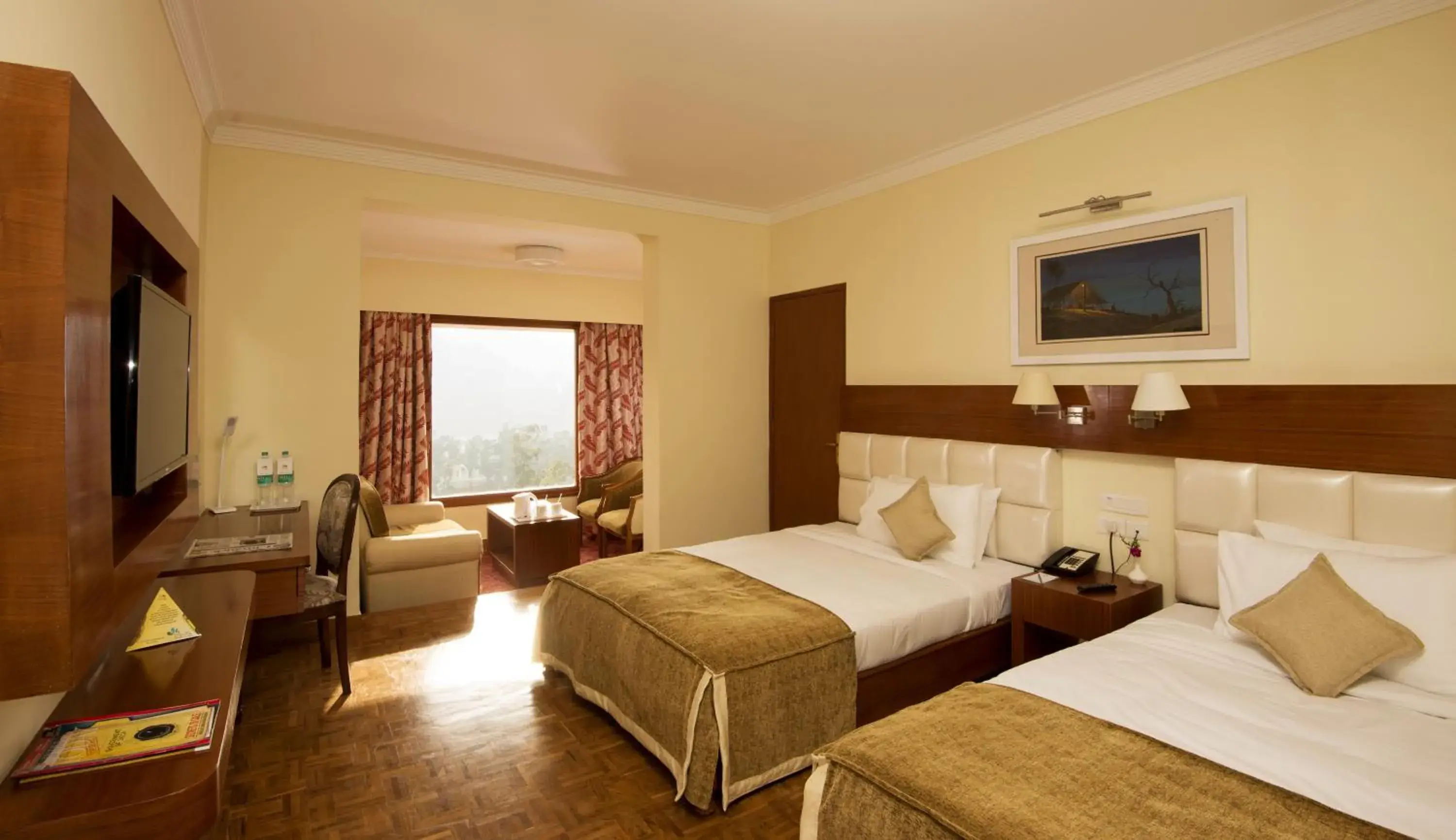 Photo of the whole room, Bed in Gem Park Ooty Photo of the whole room, Bed in Gem Park Ooty