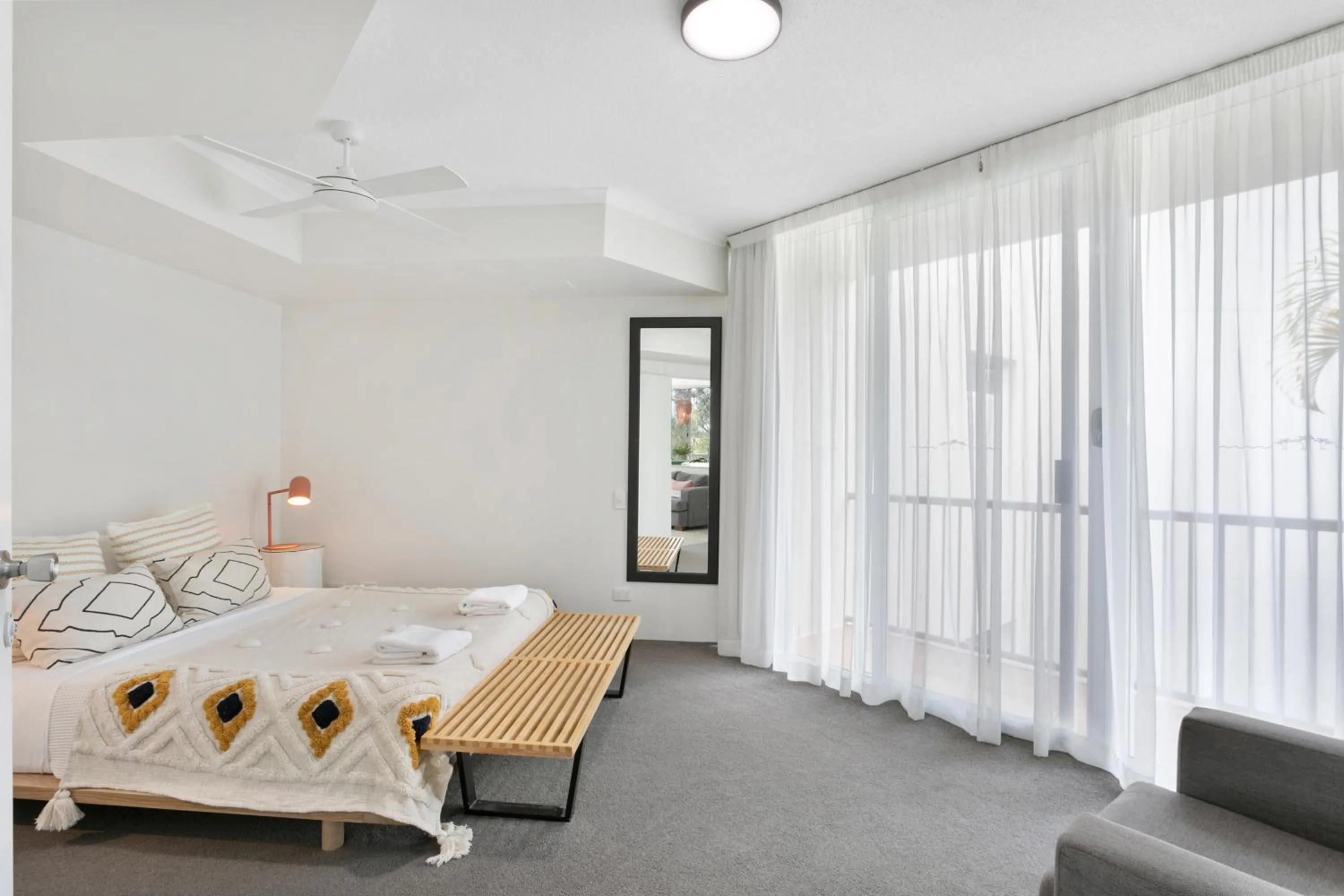 Bedroom, Bed in Noosa Tropicana