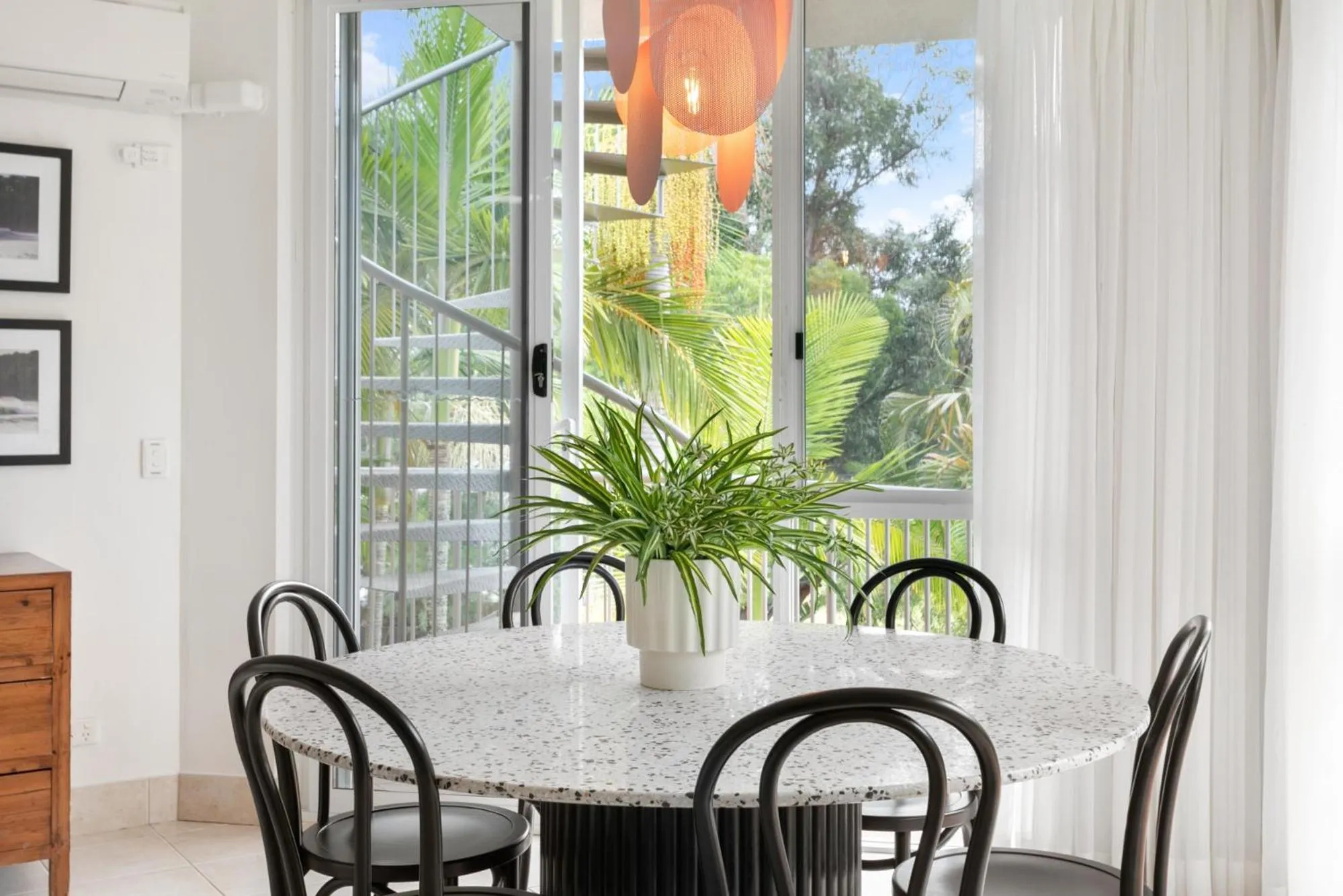 Dining area in Noosa Tropicana