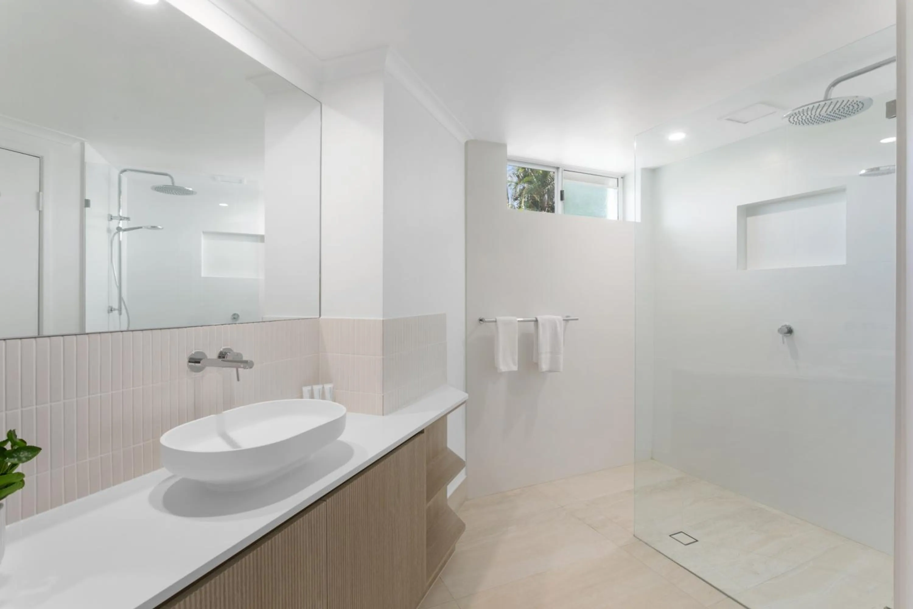 Bathroom in Noosa Tropicana