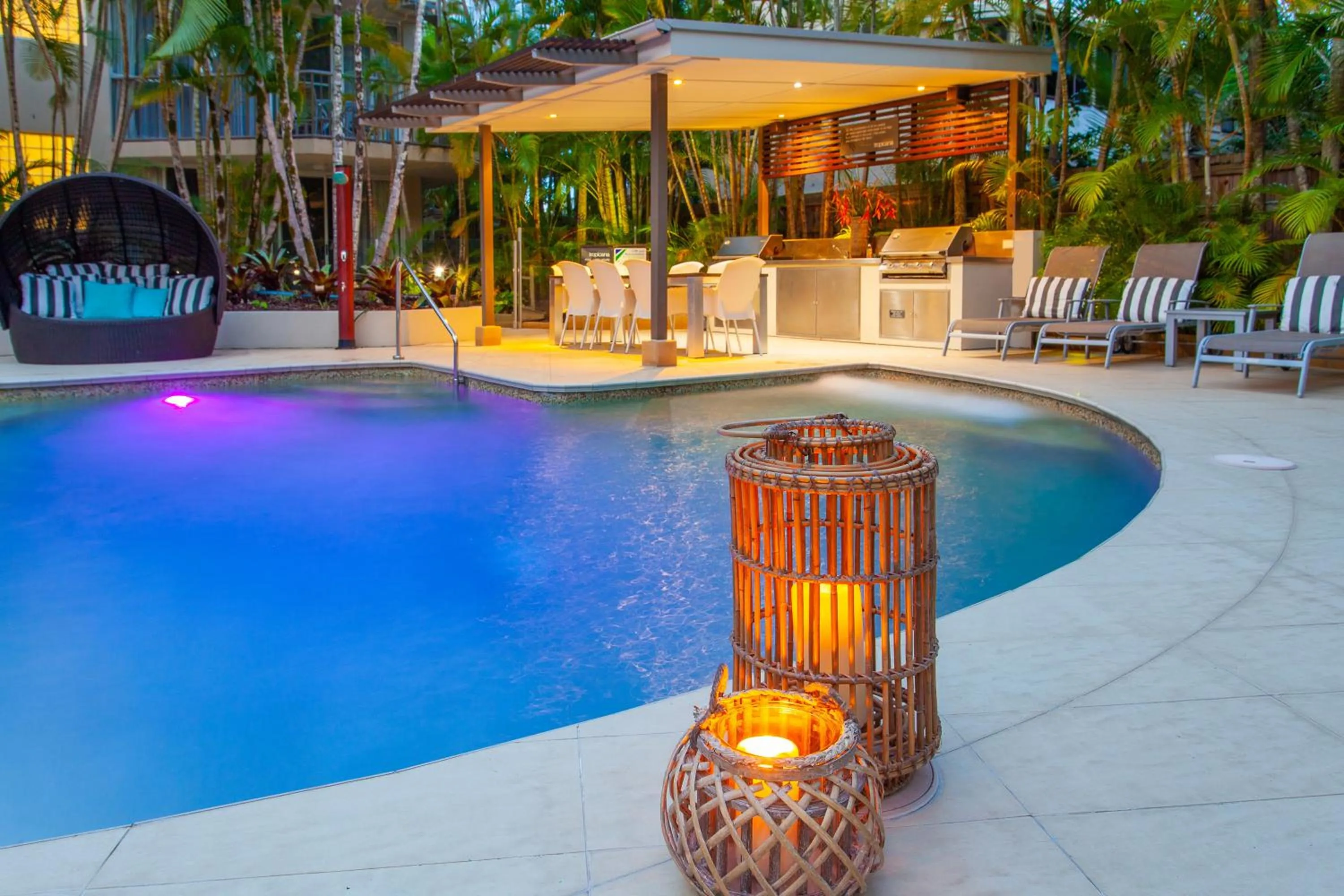 Swimming pool in Noosa Tropicana