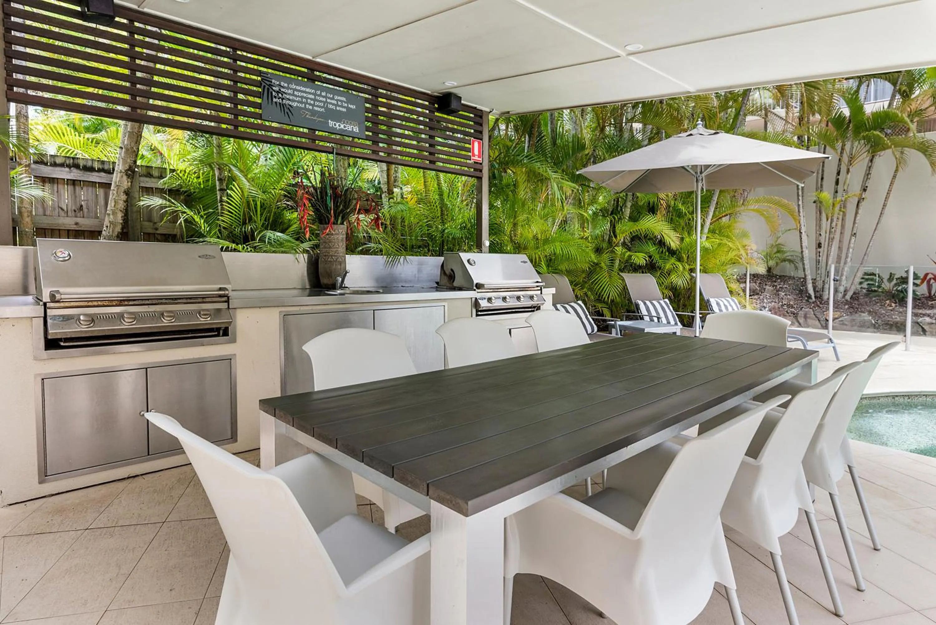 BBQ facilities in Noosa Tropicana
