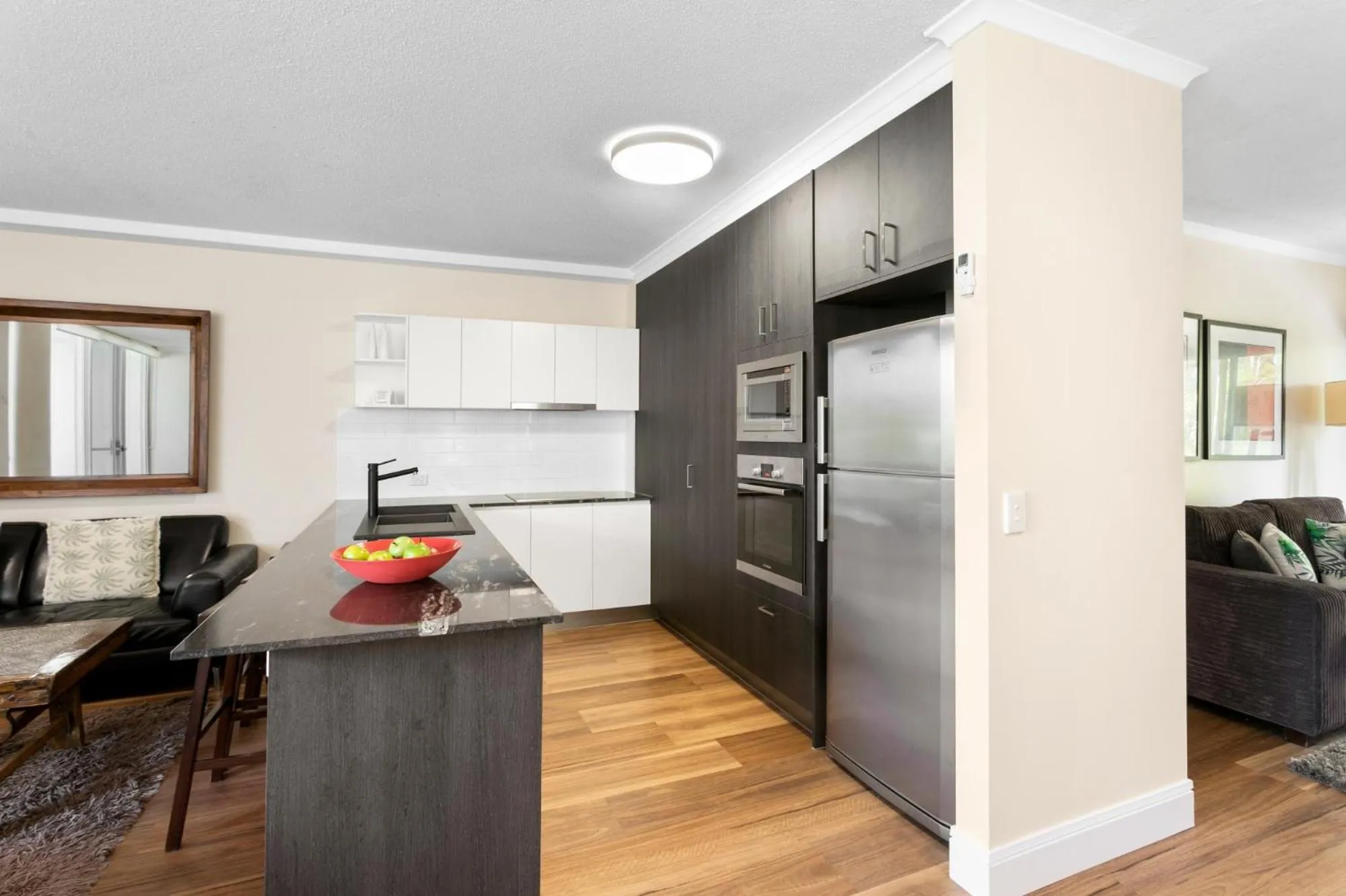 Kitchen or kitchenette in Noosa Tropicana