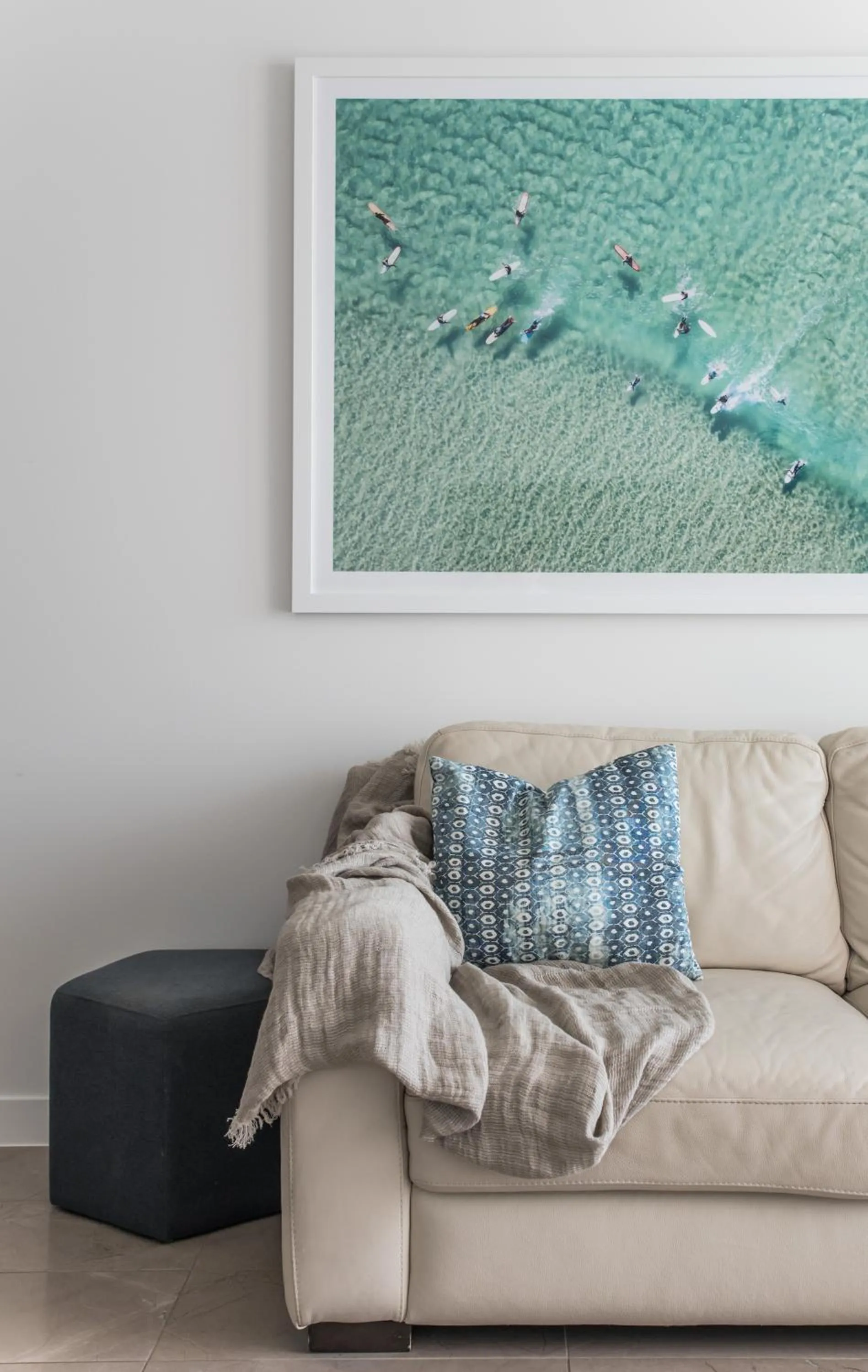 Living room in On The Beach Noosa Resort